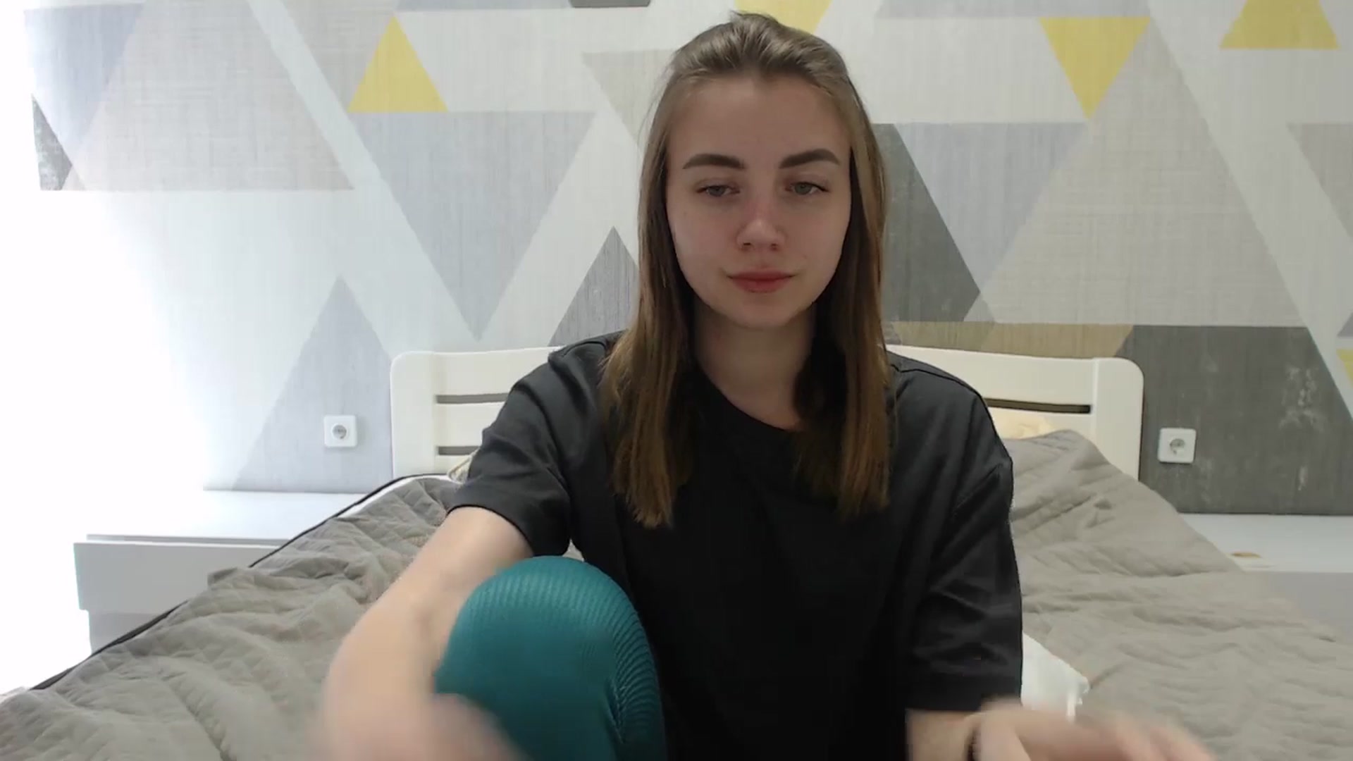 Gallery image thumbnail from Sulfate0's myfreecams stream on, 04/25/2025, 09:51 image 13 of 20