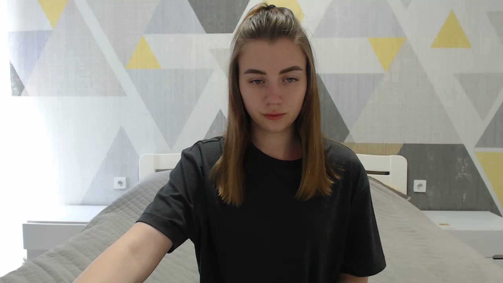 Gallery image thumbnail from Sulfate0's myfreecams stream on, 04/25/2025, 10:35 image 18 of 20