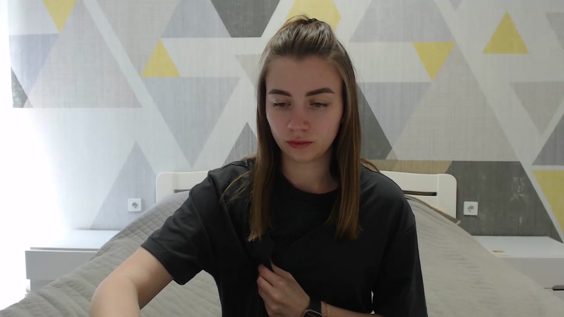 Gallery image thumbnail from Sulfate0's myfreecams stream on, 04/25/2025, 10:35 image 3 of 20