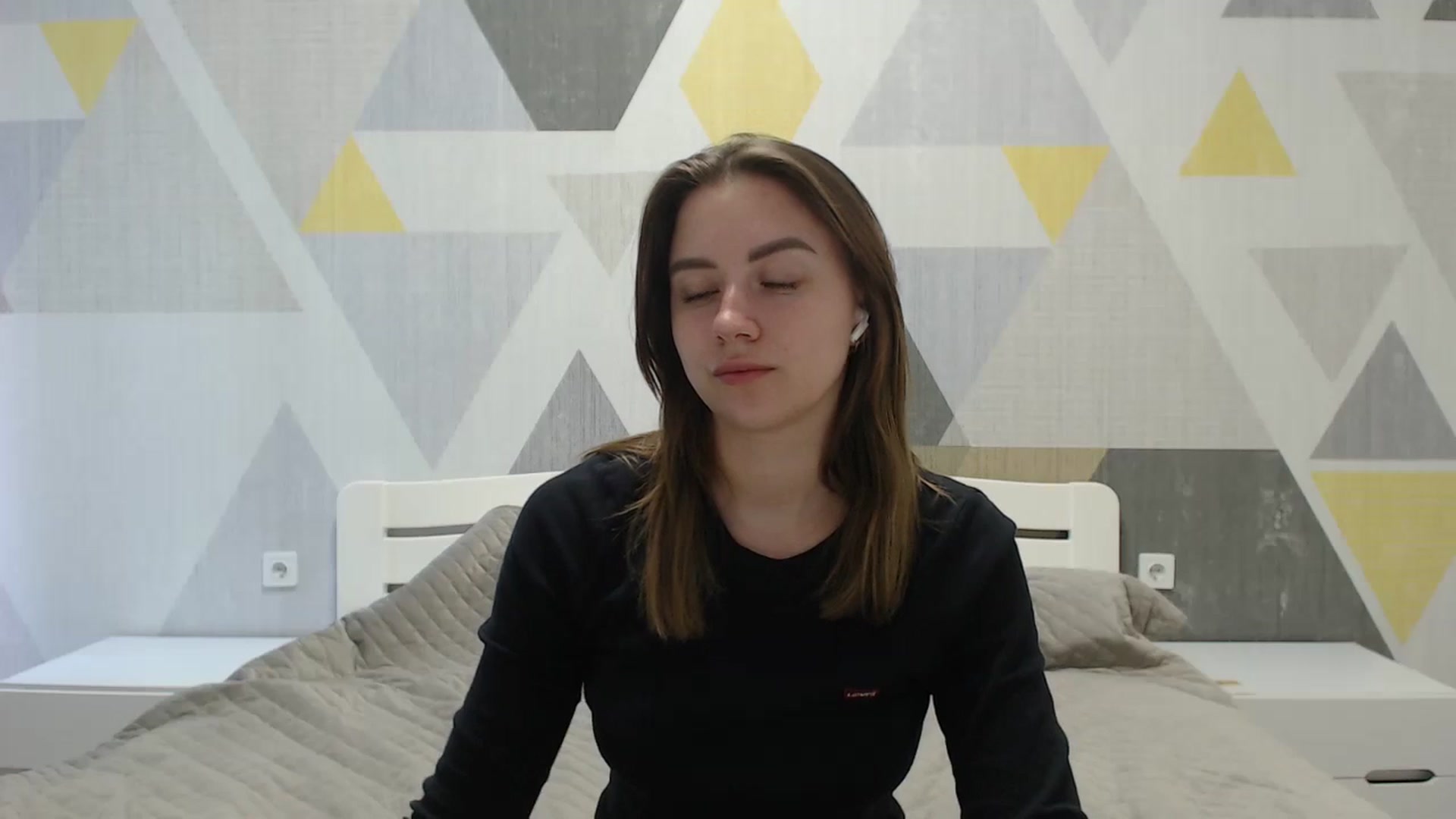 Gallery image thumbnail from Sulfate0's myfreecams stream on, 04/30/2025, 07:10 image 20 of 20
