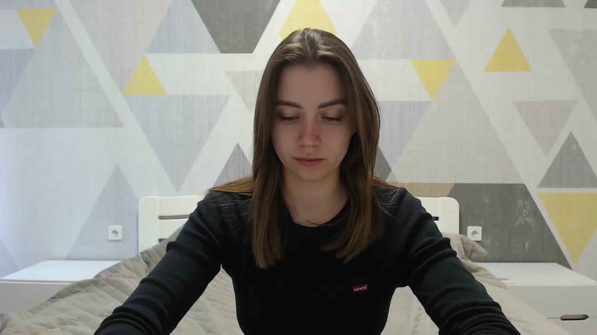Gallery image thumbnail from Sulfate0's myfreecams stream on, 04/30/2025, 07:10 image 15 of 20