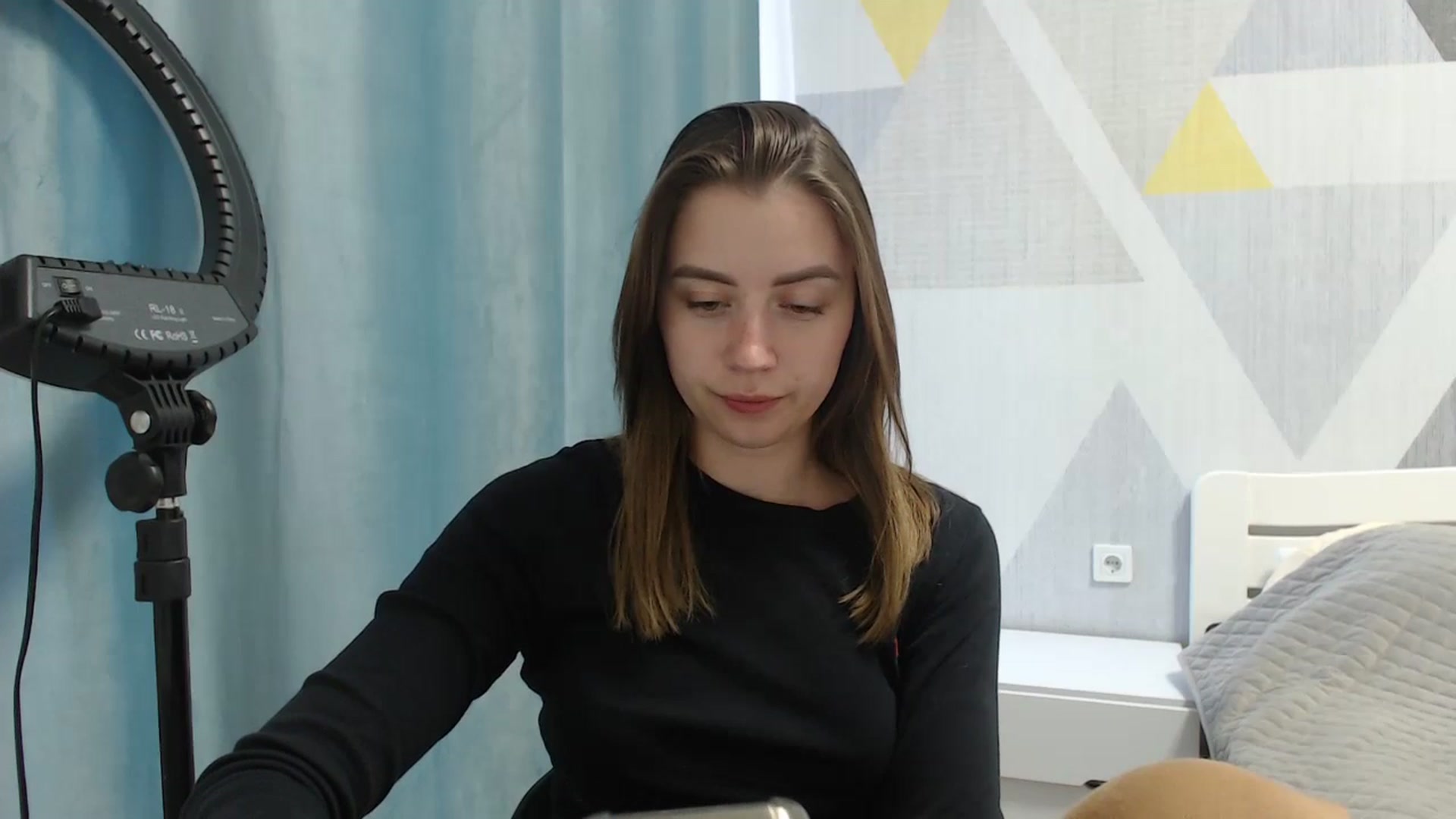 Gallery image thumbnail from Sulfate0's myfreecams stream on, 04/30/2025, 14:20 image 13 of 20