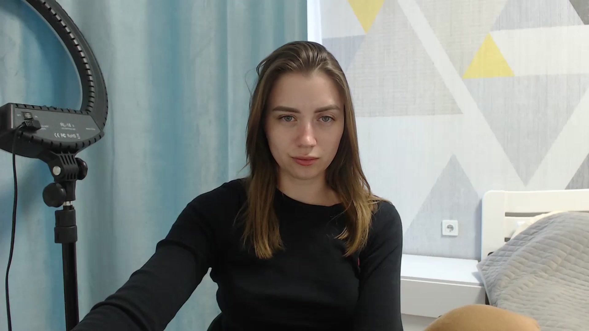 Gallery image thumbnail from Sulfate0's myfreecams stream on, 04/30/2025, 14:20 image 16 of 20