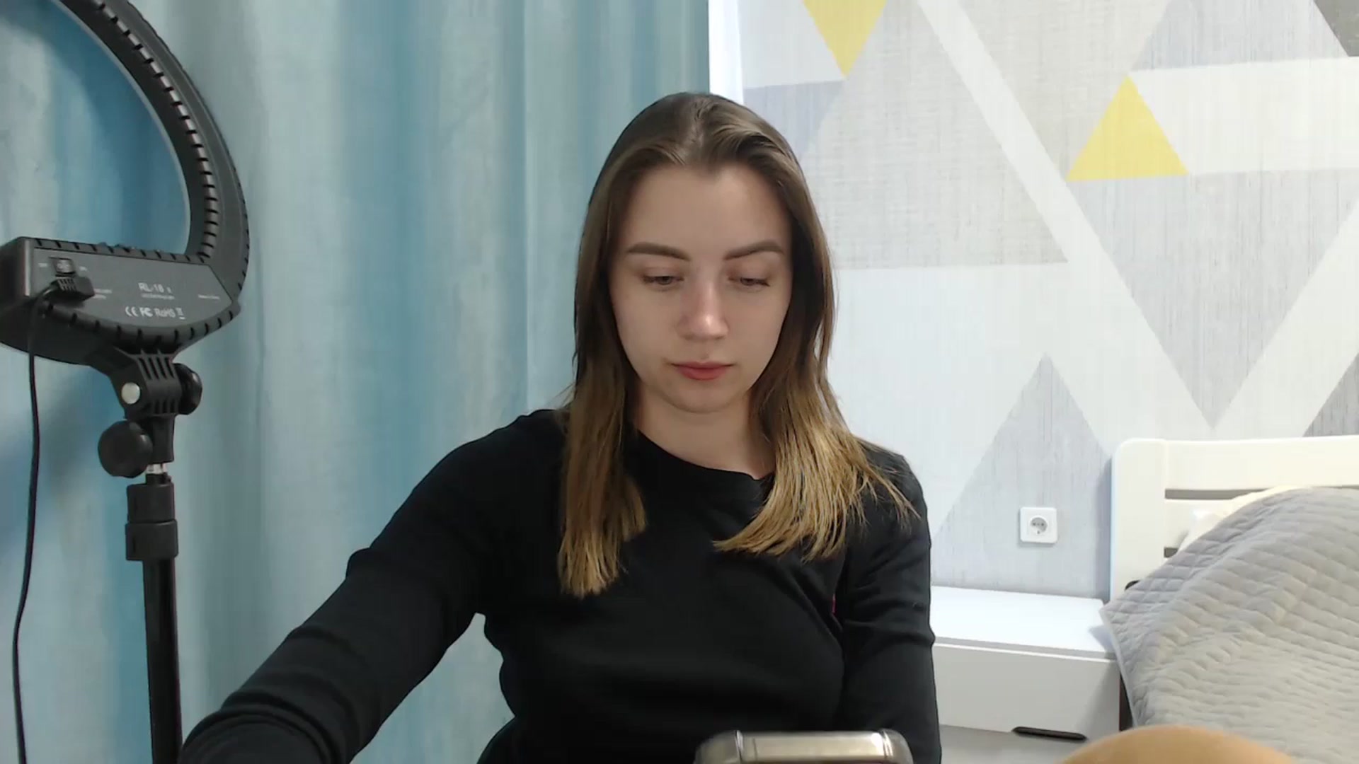 Gallery image thumbnail from Sulfate0's myfreecams stream on, 04/30/2025, 14:20 image 4 of 20