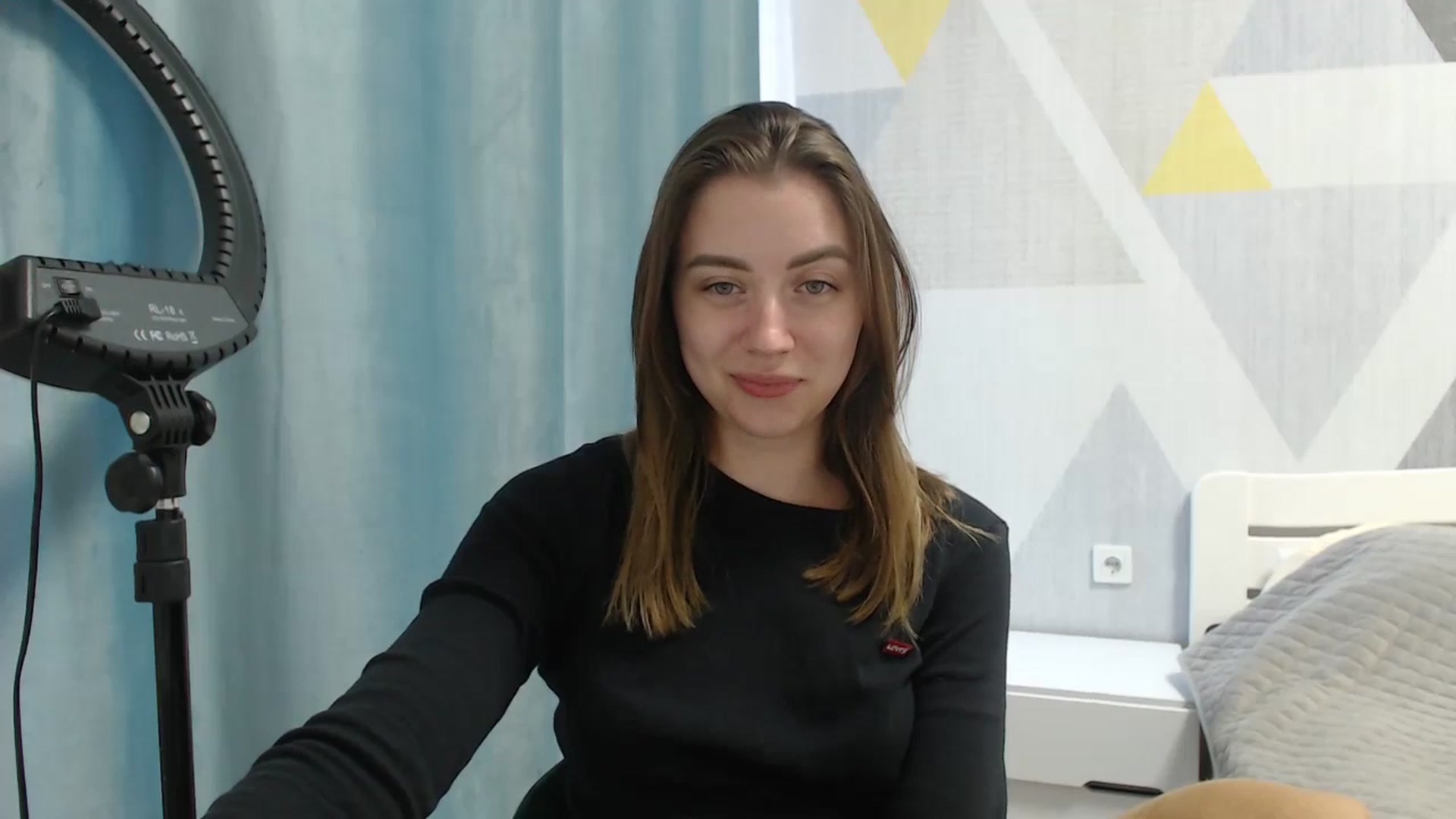Gallery image thumbnail from Sulfate0's myfreecams stream on, 04/30/2025, 14:35 image 10 of 20