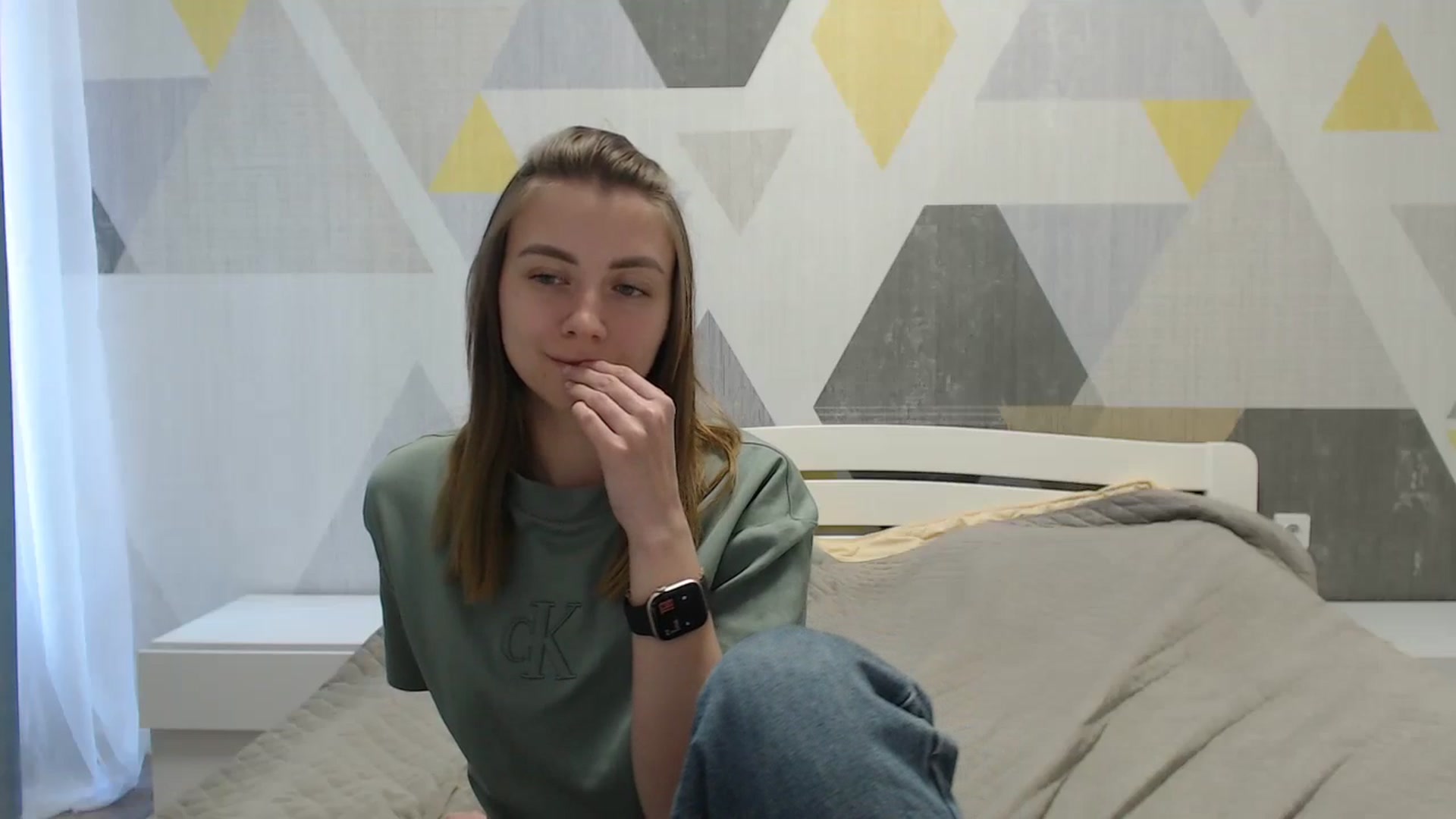 Gallery image thumbnail from Sulfate0's myfreecams stream on, 05/02/2025, 08:36 image 18 of 20