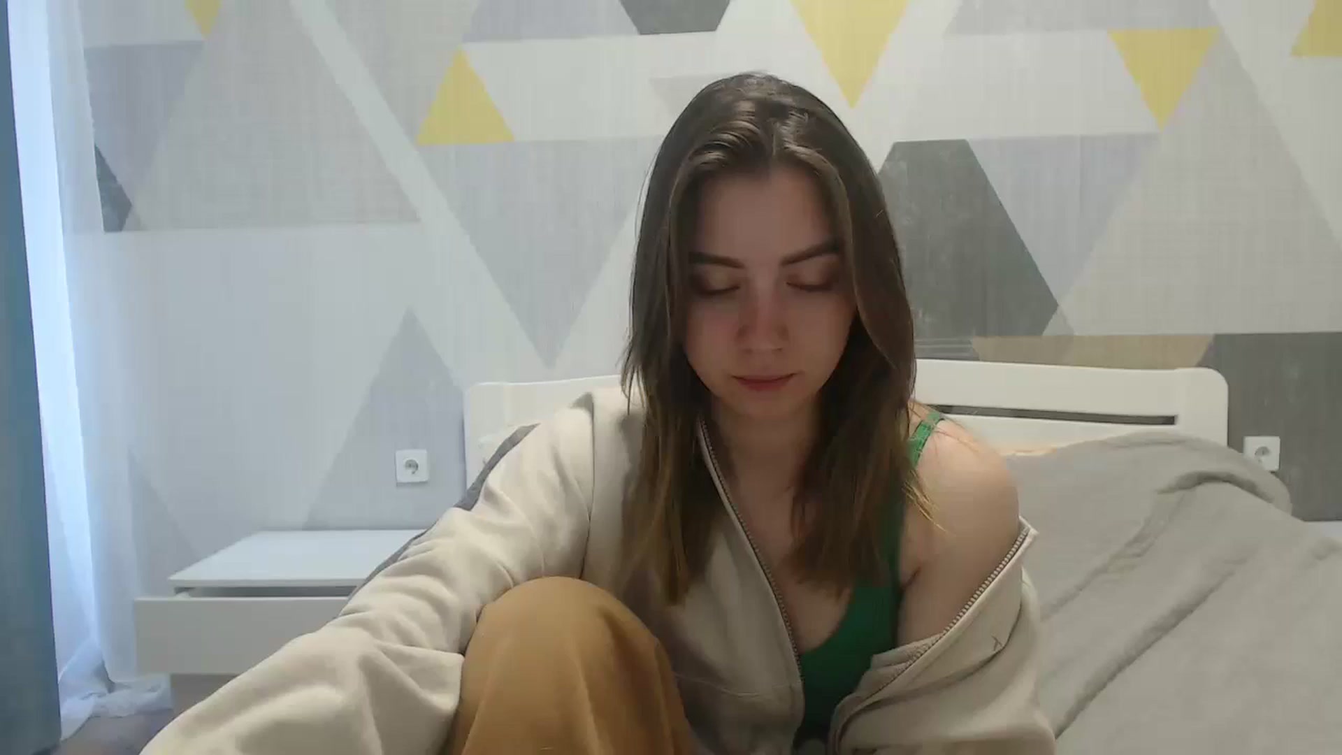 Gallery image thumbnail from Sulfate0's myfreecams stream on, 05/05/2025, 05:48 image 12 of 20