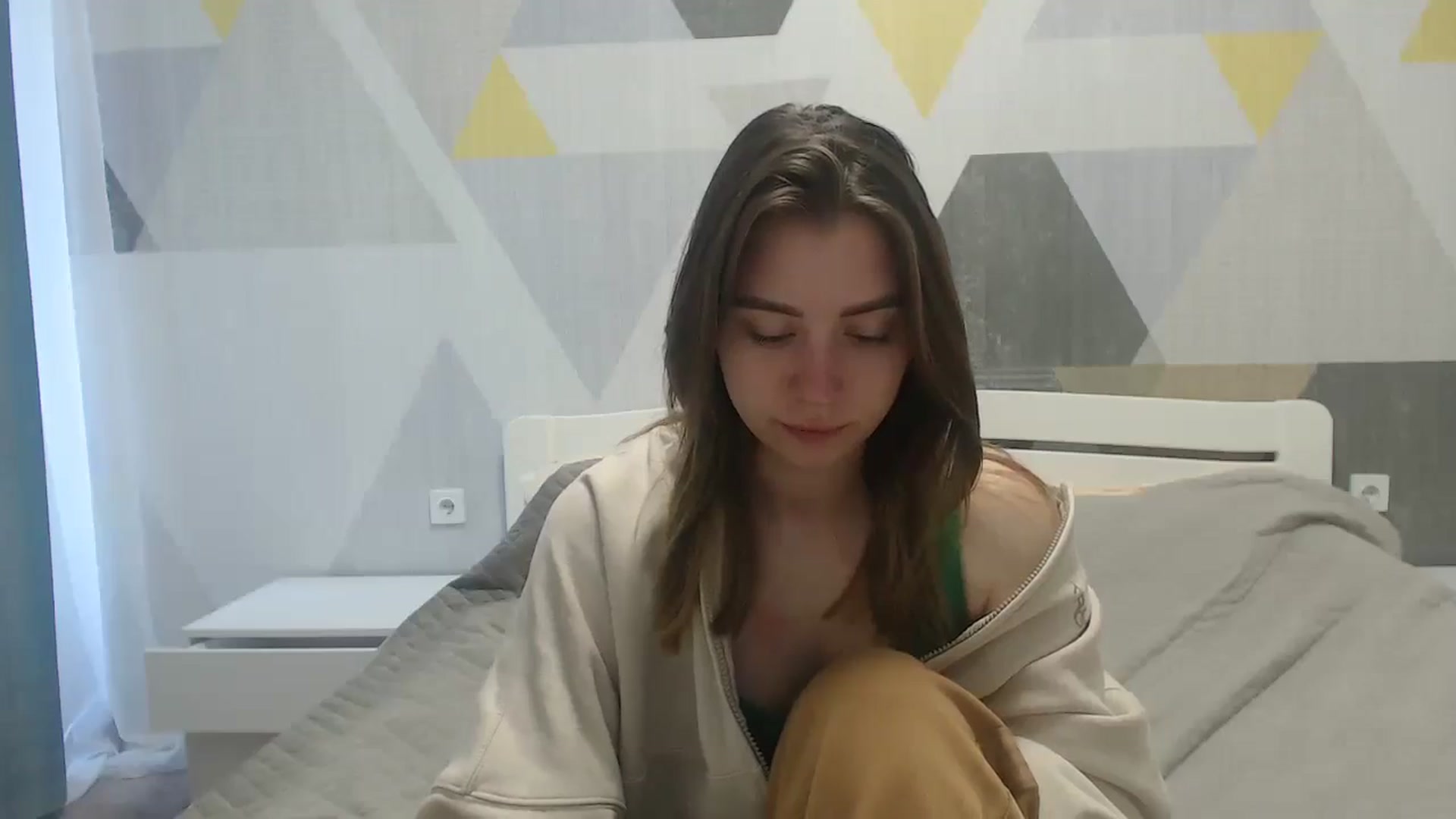 Gallery image thumbnail from Sulfate0's myfreecams stream on, 05/05/2025, 05:48 image 18 of 20