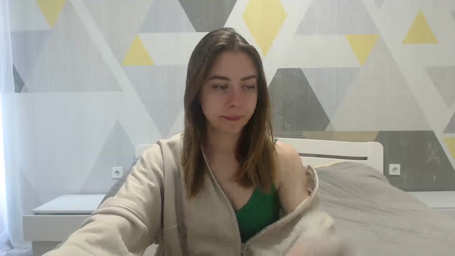 Gallery image thumbnail from Sulfate0's myfreecams stream on, 05/05/2025, 06:52 image 6 of 20