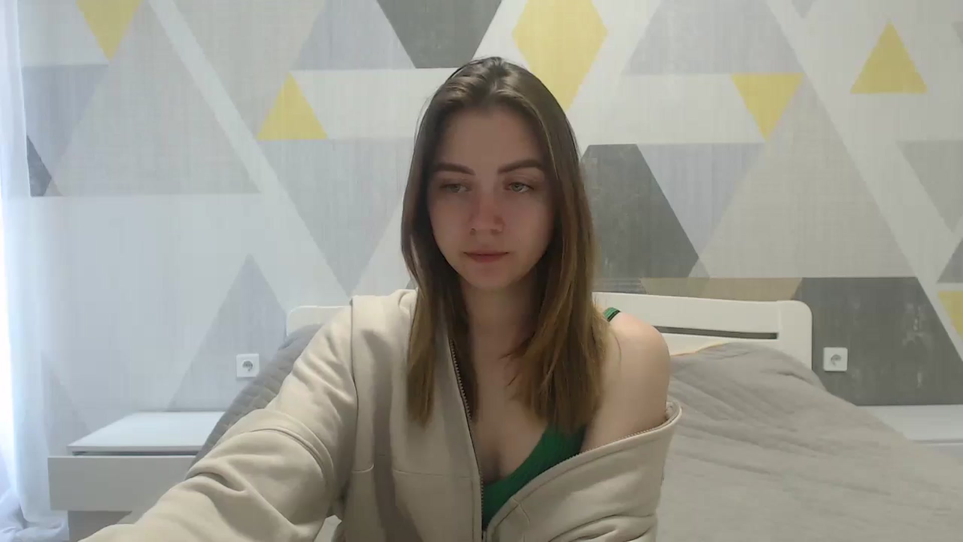 Gallery image thumbnail from Sulfate0's myfreecams stream on, 05/05/2025, 06:52 image 17 of 20