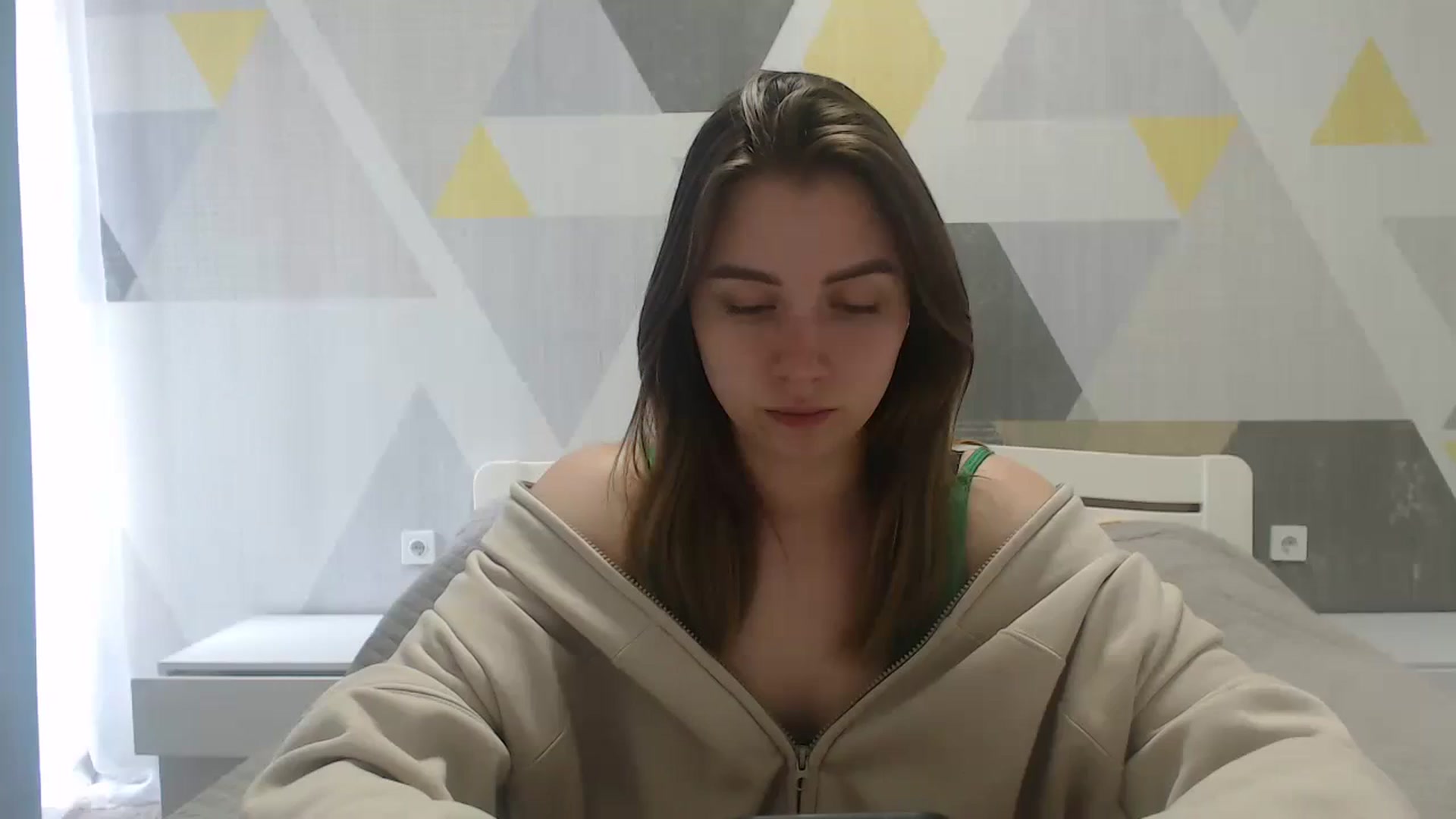Gallery image thumbnail from Sulfate0's myfreecams stream on, 05/05/2025, 09:27 image 13 of 20