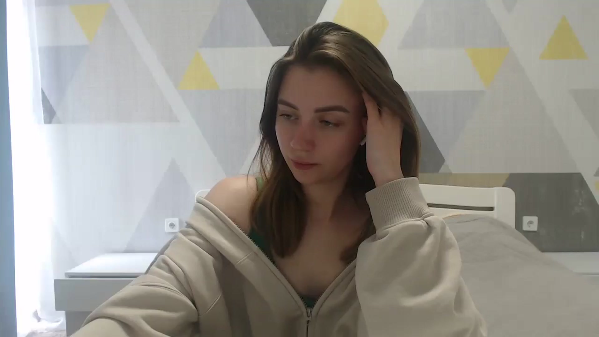 Gallery image thumbnail from Sulfate0's myfreecams stream on, 05/05/2025, 09:27 image 12 of 20