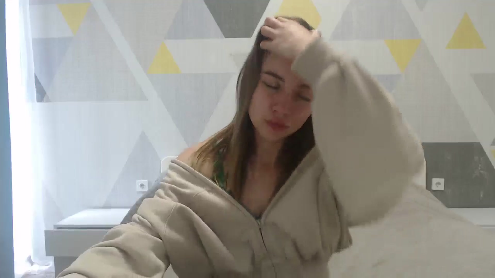 Gallery image thumbnail from Sulfate0's myfreecams stream on, 05/05/2025, 09:27 image 5 of 20