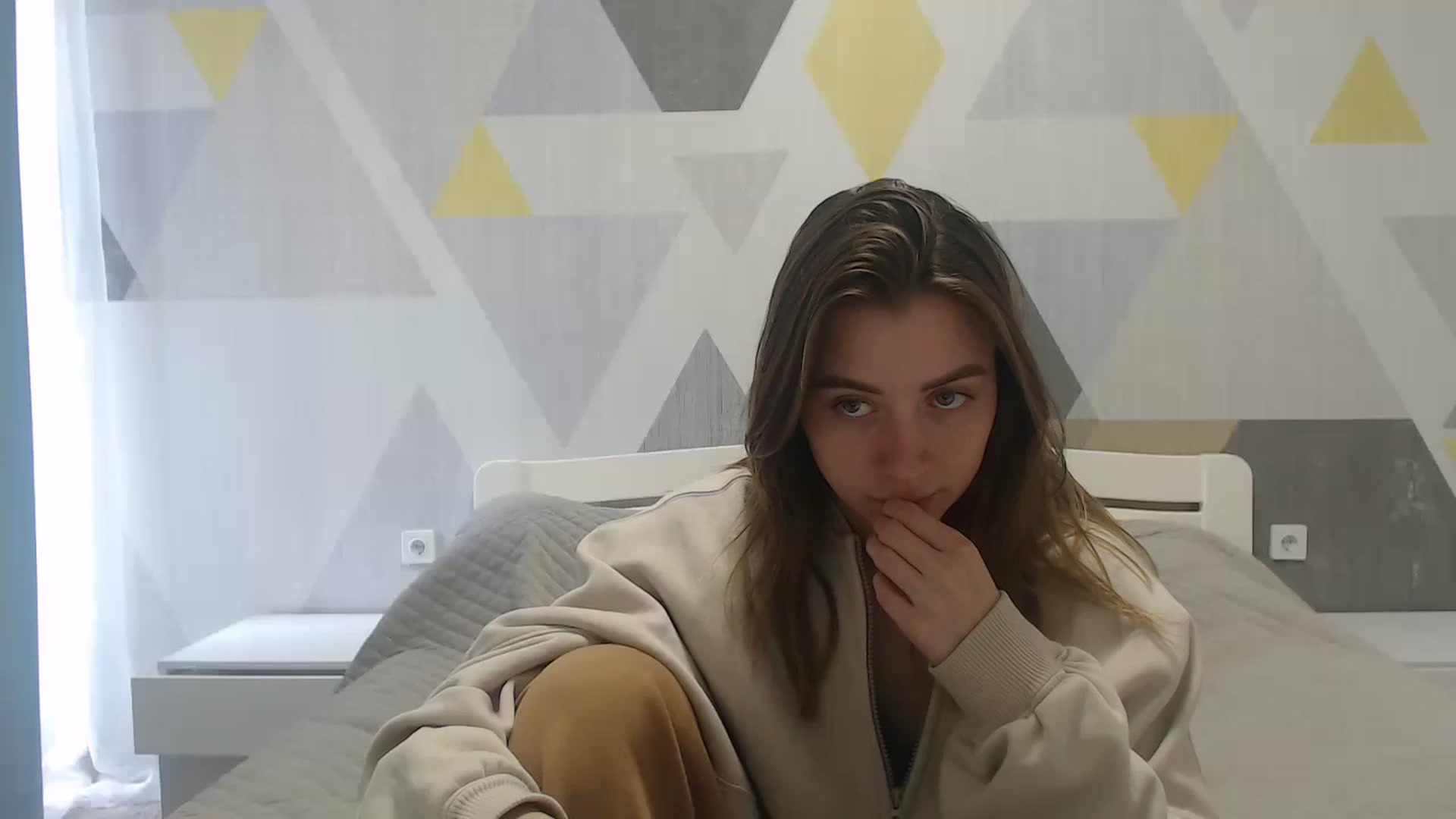 Gallery image thumbnail from Sulfate0's myfreecams stream on, 05/05/2025, 09:27 image 2 of 20
