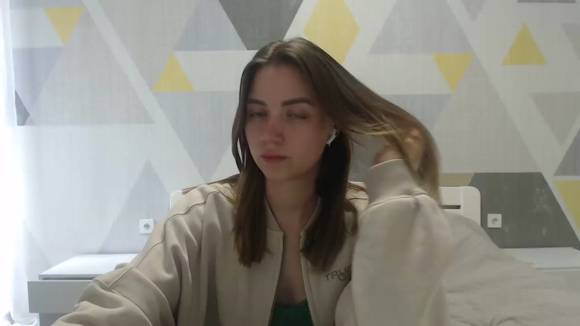 Gallery image thumbnail from Sulfate0's myfreecams stream on, 05/05/2025, 10:07 image 1 of 20