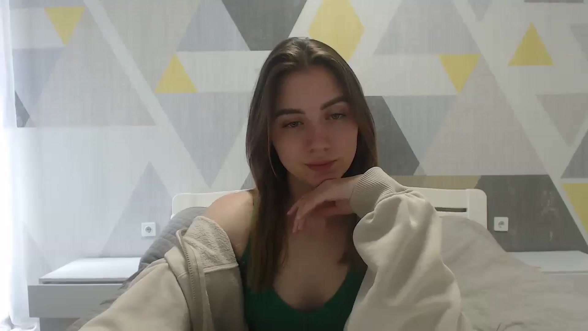 Gallery image thumbnail from Sulfate0's myfreecams stream on, 05/05/2025, 10:07 image 19 of 20