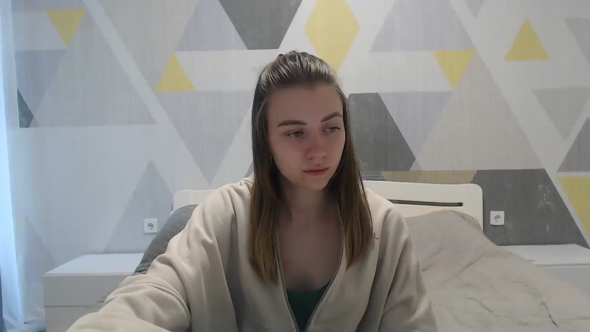 Gallery image thumbnail from Sulfate0's myfreecams stream on, 05/06/2025, 07:50 image 9 of 20