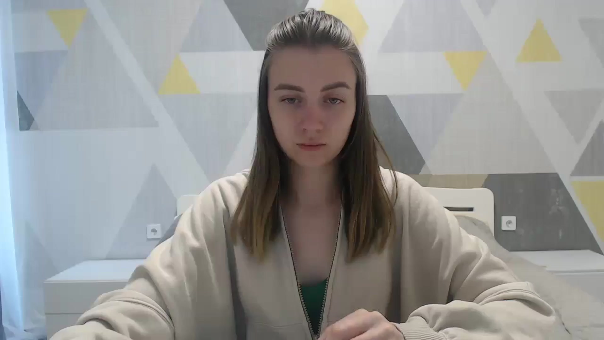 Gallery image thumbnail from Sulfate0's myfreecams stream on, 05/06/2025, 07:50 image 8 of 20