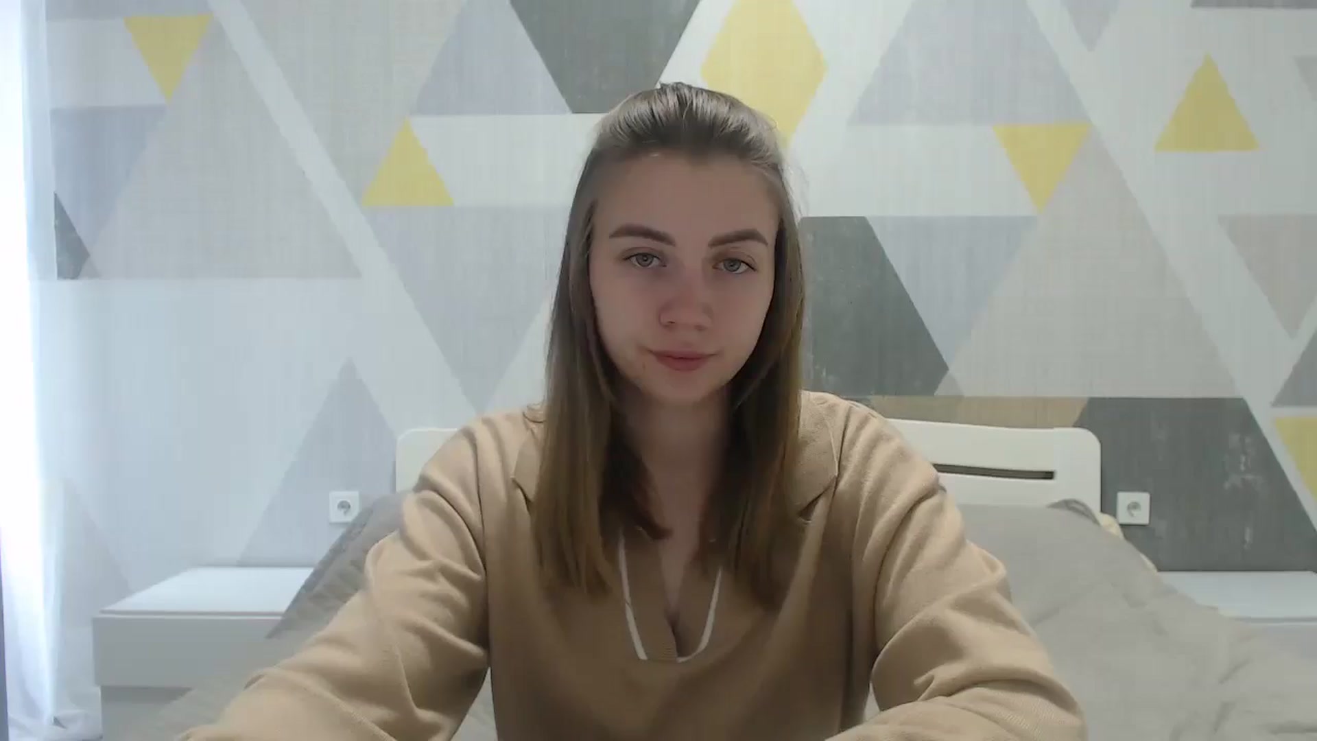 Gallery image thumbnail from Sulfate0's myfreecams stream on, 05/07/2025, 08:10 image 15 of 20
