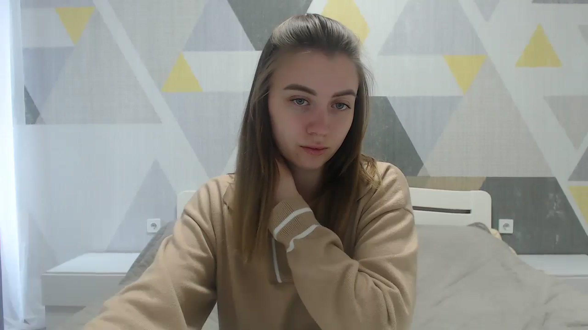 Gallery image thumbnail from Sulfate0's myfreecams stream on, 05/07/2025, 08:10 image 8 of 20