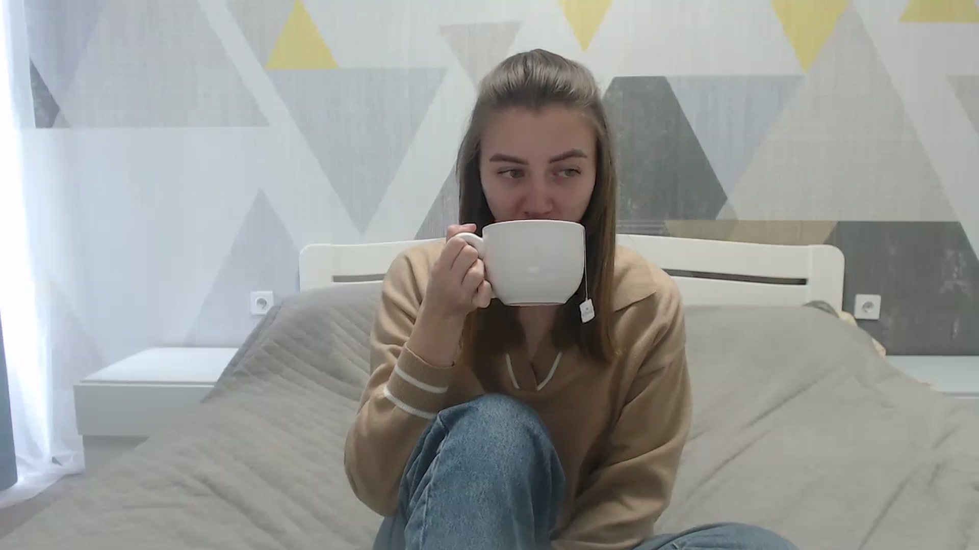 Gallery image thumbnail from Sulfate0's myfreecams stream on, 05/07/2025, 08:10 image 19 of 20