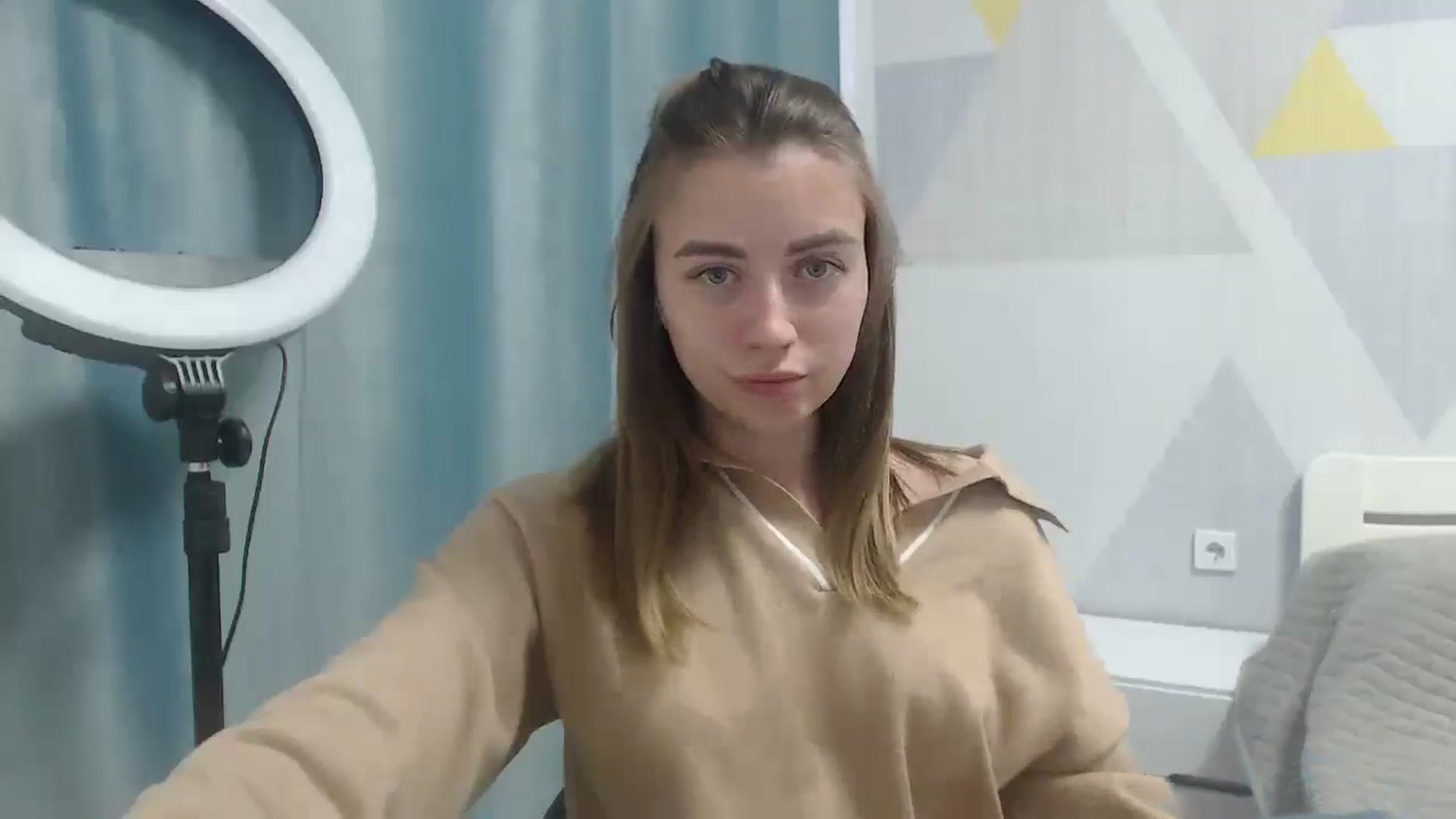 Gallery image thumbnail from Sulfate0's myfreecams stream on, 05/07/2025, 09:43 image 17 of 20