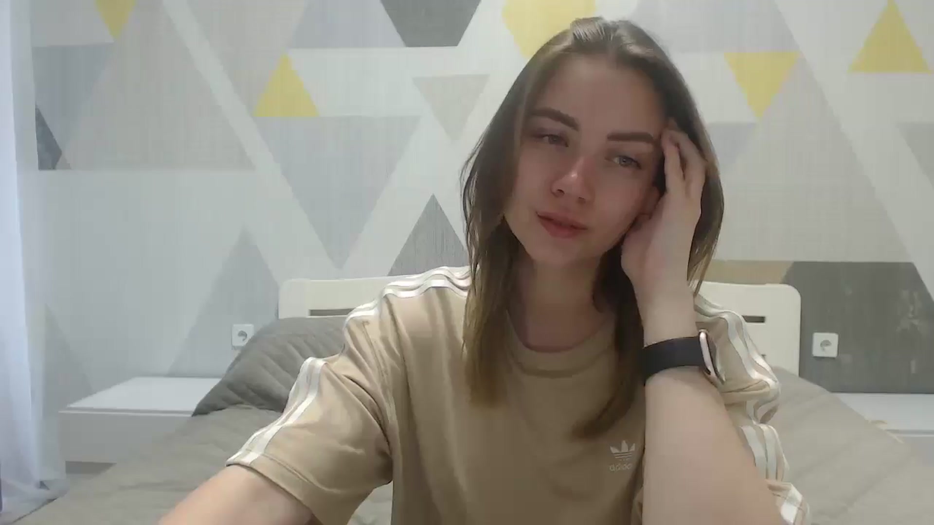 Gallery image thumbnail from Sulfate0's myfreecams stream on, 05/09/2025, 06:42 image 5 of 20