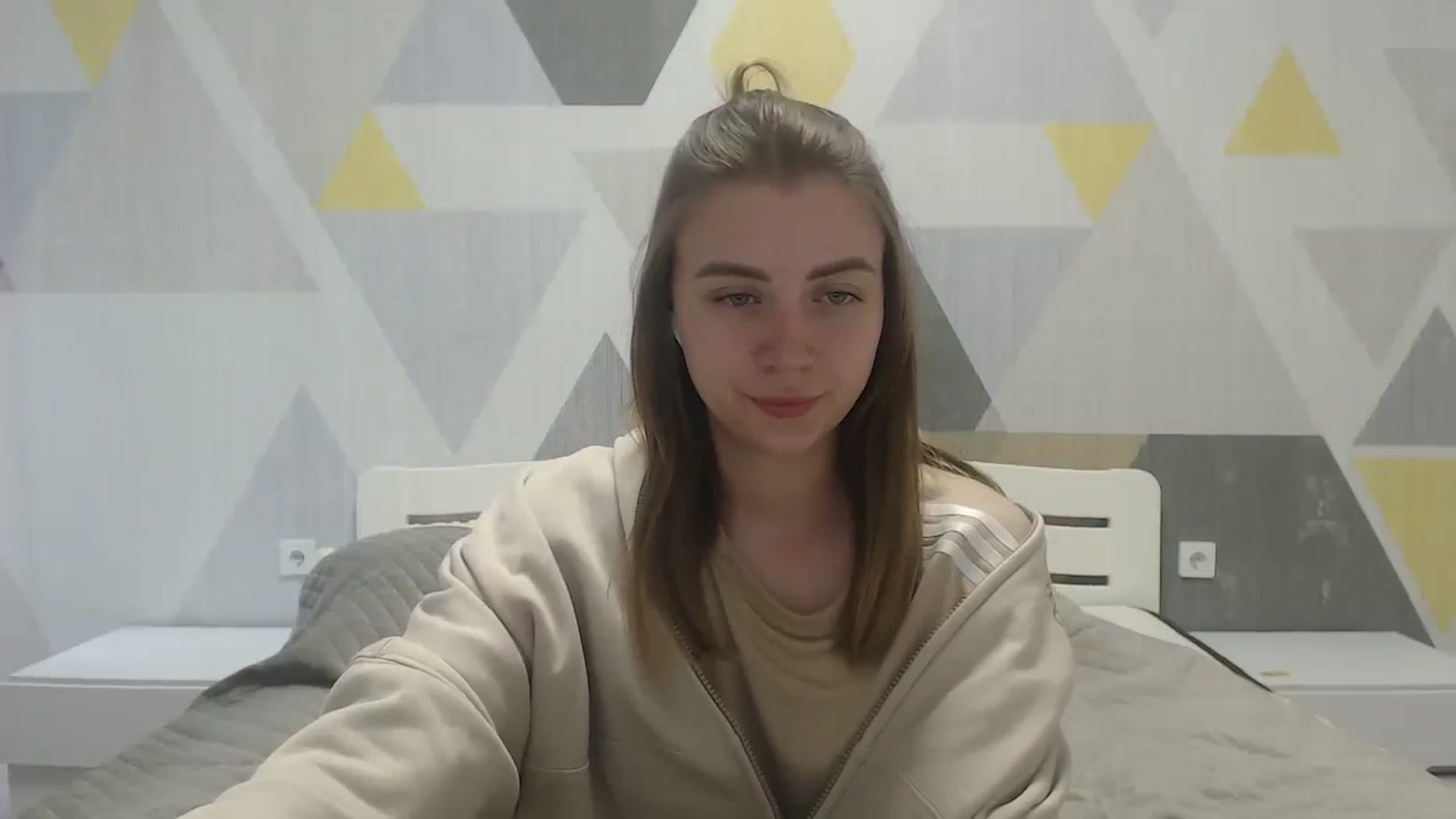 Gallery image thumbnail from Sulfate0's myfreecams stream on, 05/09/2025, 08:45 image 7 of 20