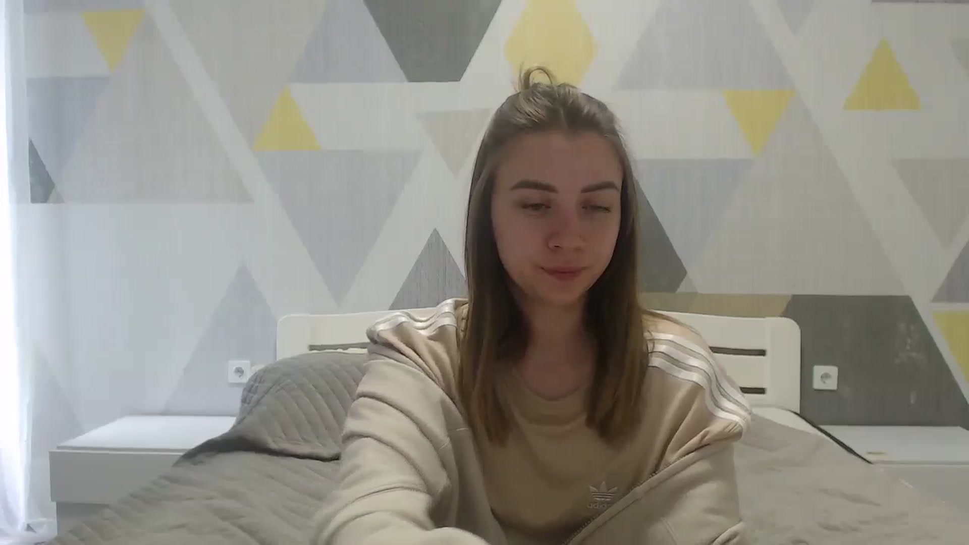 Gallery image thumbnail from Sulfate0's myfreecams stream on, 05/09/2025, 08:45 image 20 of 20