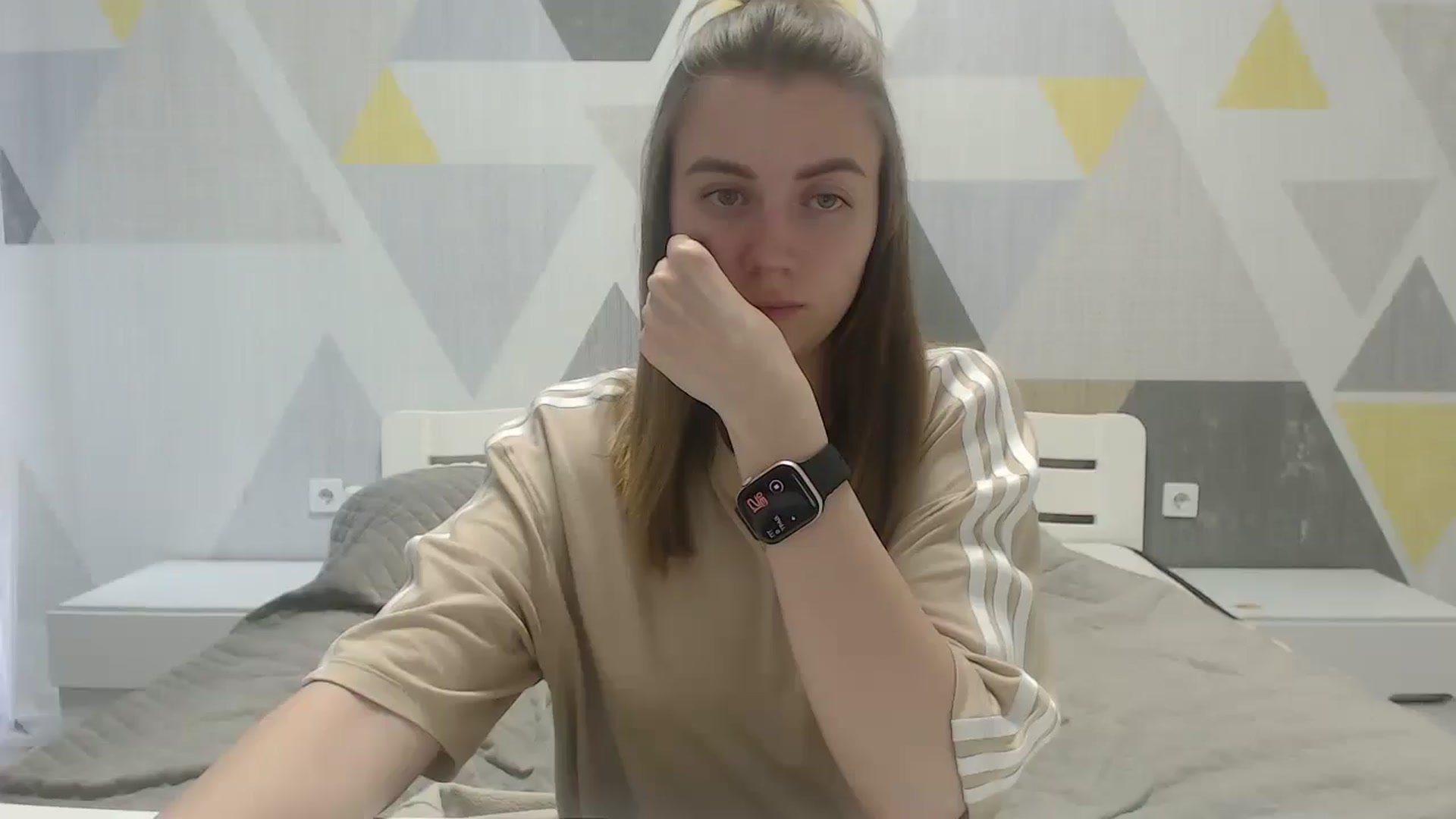 Gallery image thumbnail from Sulfate0's myfreecams stream on, 05/09/2025, 09:41 image 9 of 20