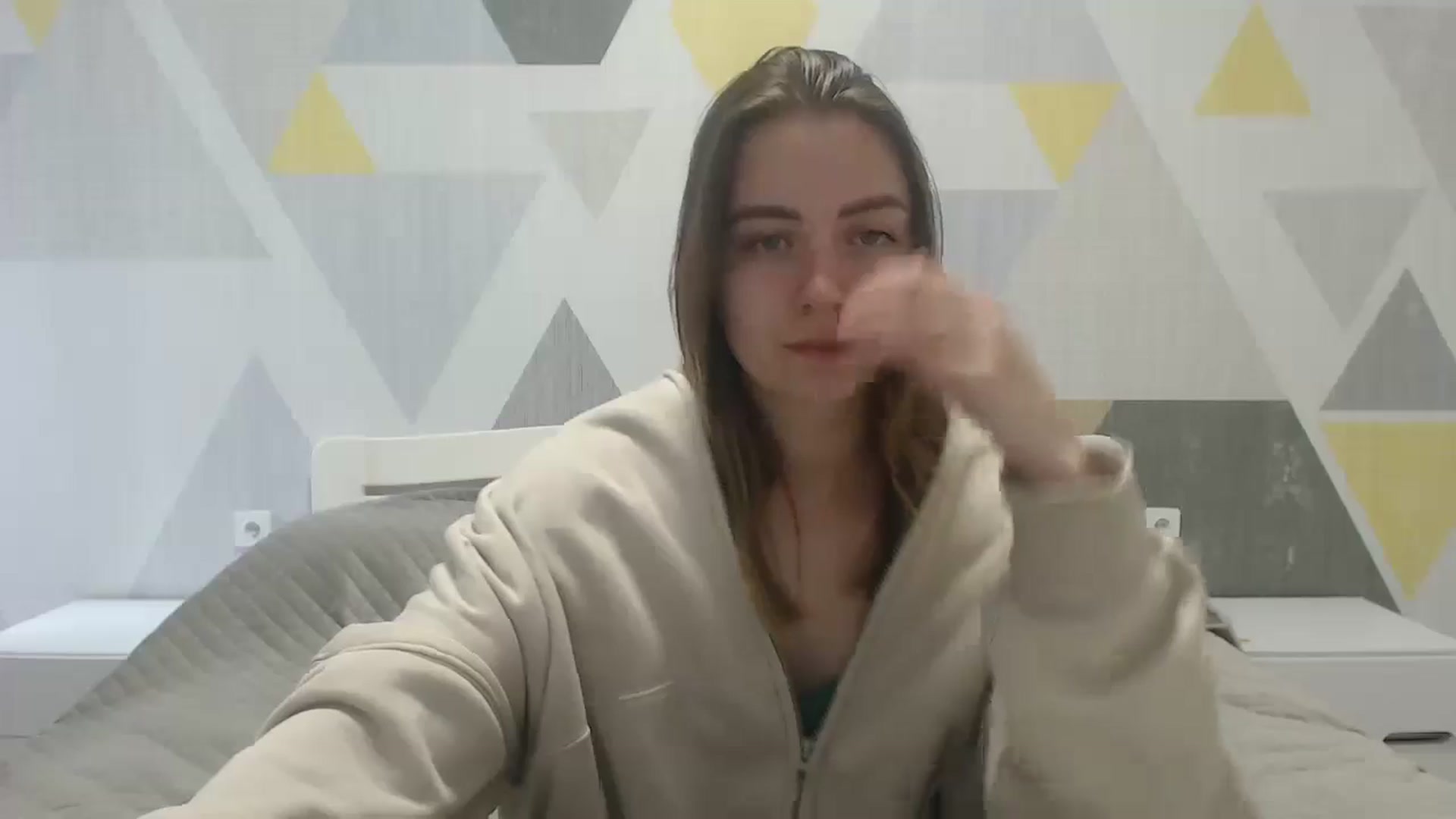 Gallery image thumbnail from Sulfate0's myfreecams stream on, 05/10/2025, 07:42 image 6 of 20
