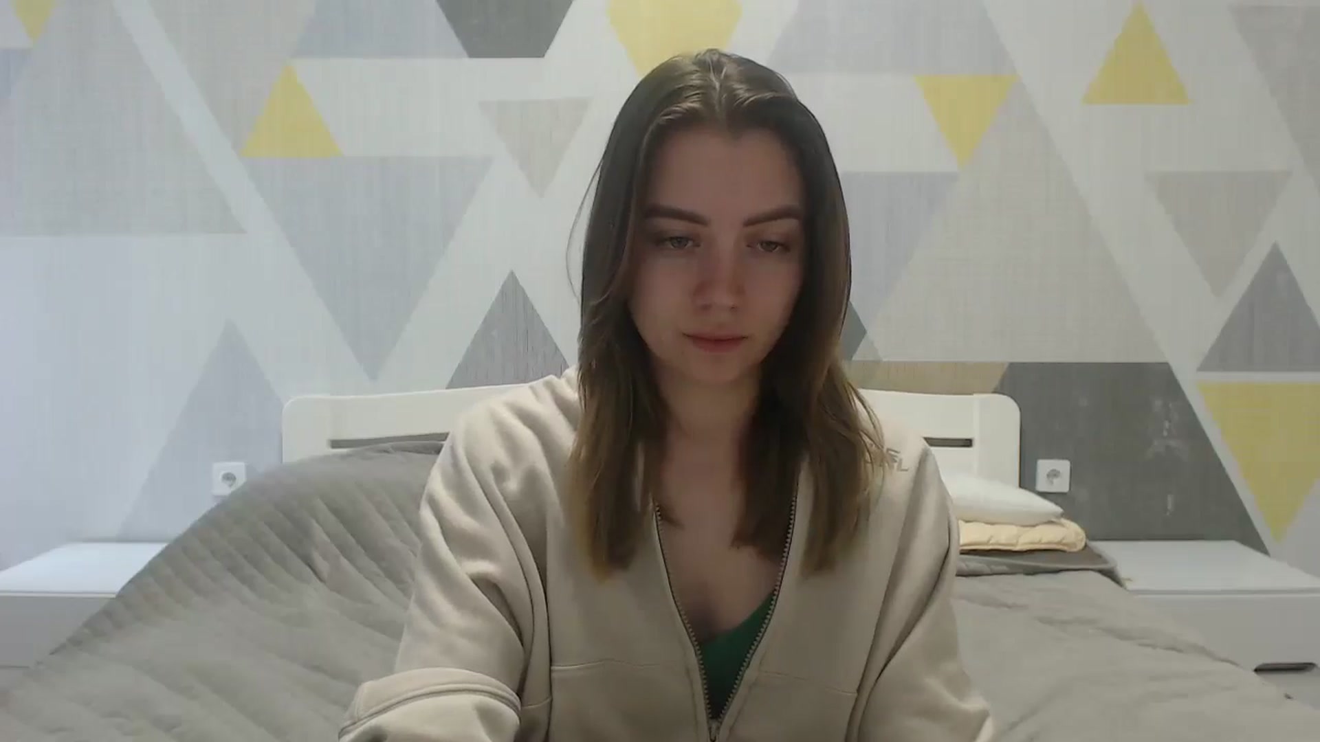 Gallery image thumbnail from Sulfate0's myfreecams stream on, 05/10/2025, 07:42 image 14 of 20