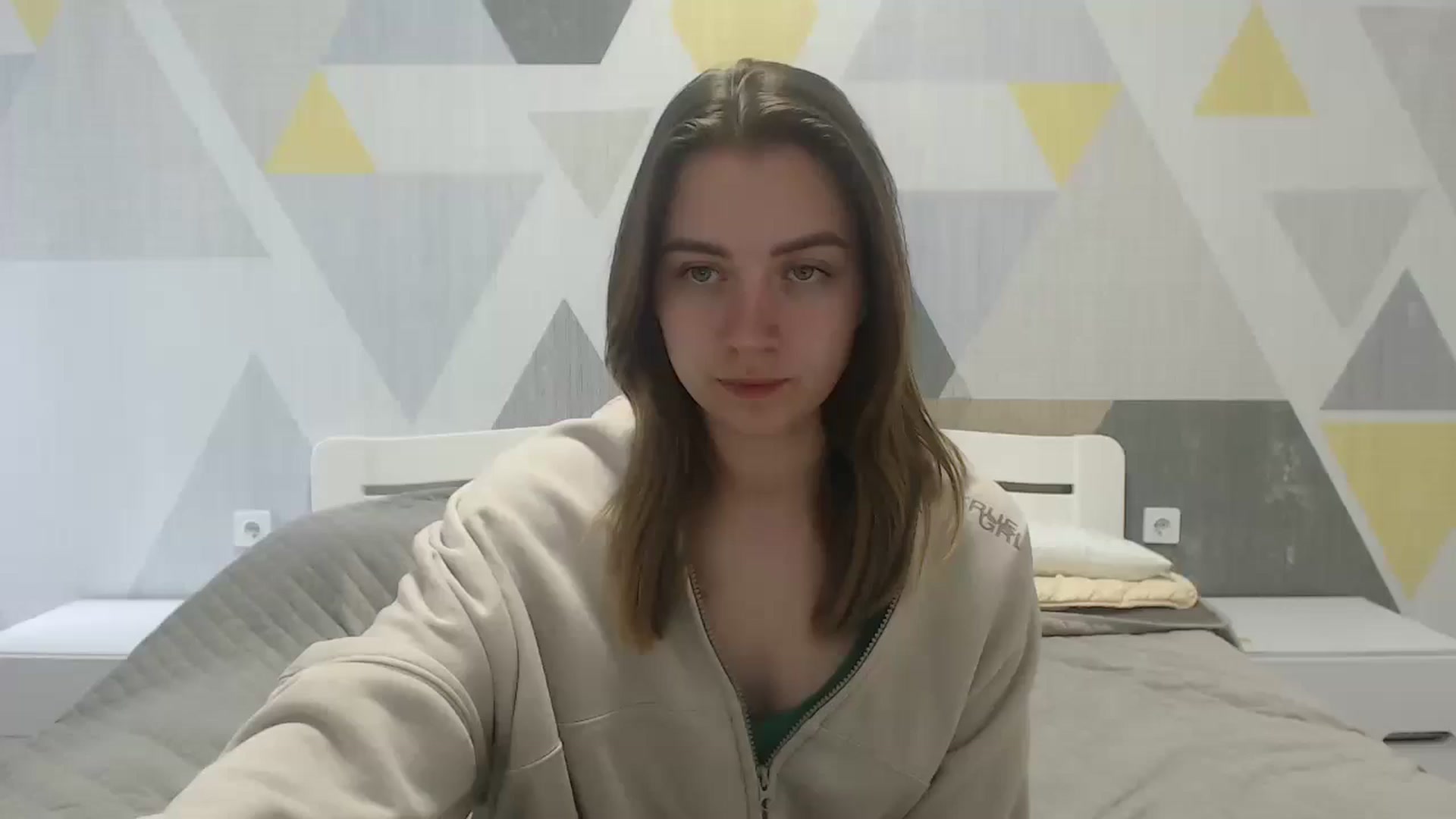 Gallery image thumbnail from Sulfate0's myfreecams stream on, 05/10/2025, 07:42 image 7 of 20