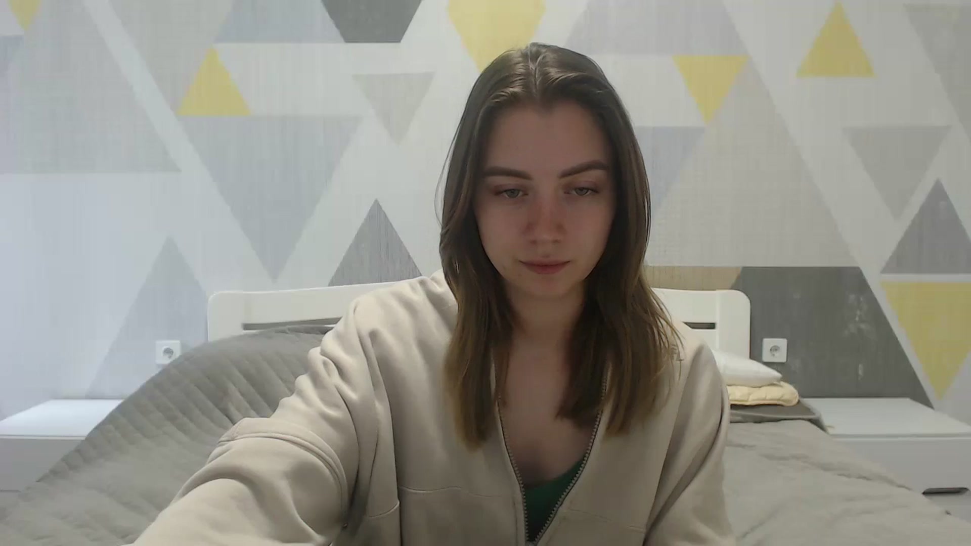 Gallery image thumbnail from Sulfate0's myfreecams stream on, 05/10/2025, 07:42 image 9 of 20