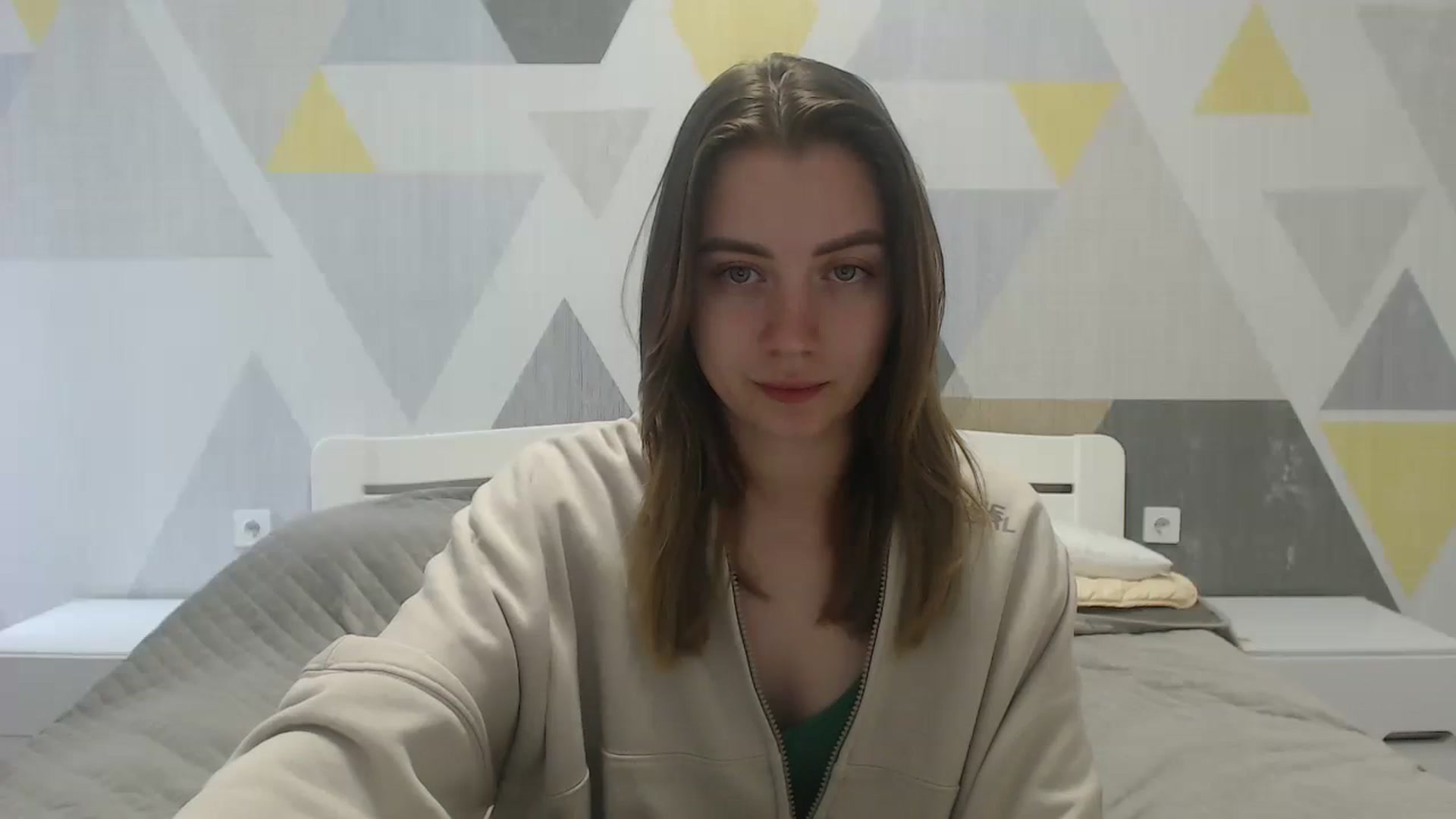 Gallery image thumbnail from Sulfate0's myfreecams stream on, 05/10/2025, 07:42 image 16 of 20