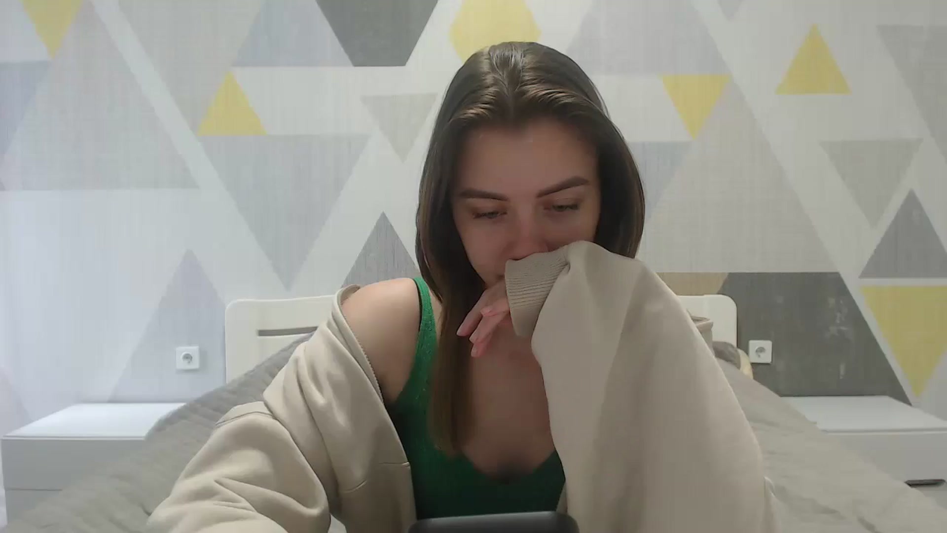 Gallery image thumbnail from Sulfate0's myfreecams stream on, 05/10/2025, 08:50 image 3 of 20