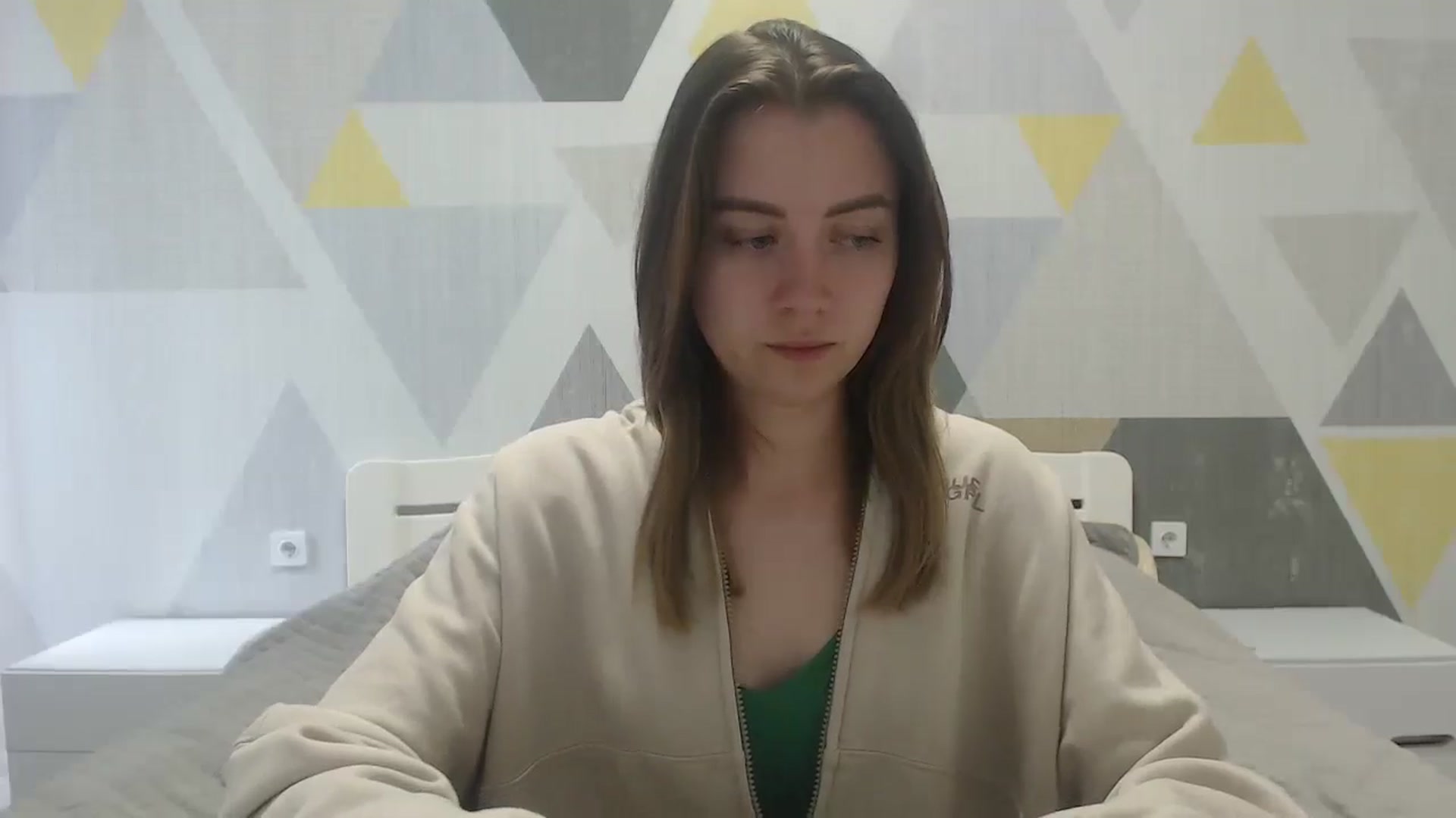 Gallery image thumbnail from Sulfate0's myfreecams stream on, 05/10/2025, 08:50 image 12 of 20