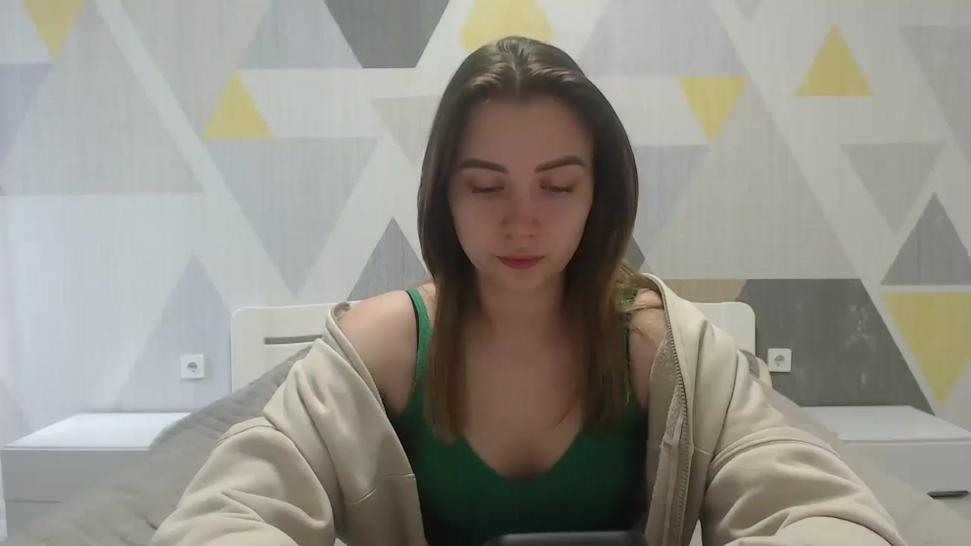 Gallery image thumbnail from Sulfate0's myfreecams stream on, 05/10/2025, 08:50 image 2 of 20