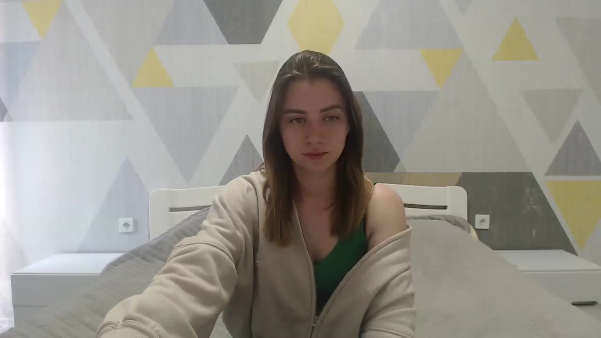 Gallery image thumbnail from Sulfate0's myfreecams stream on, 05/10/2025, 10:35 image 18 of 20
