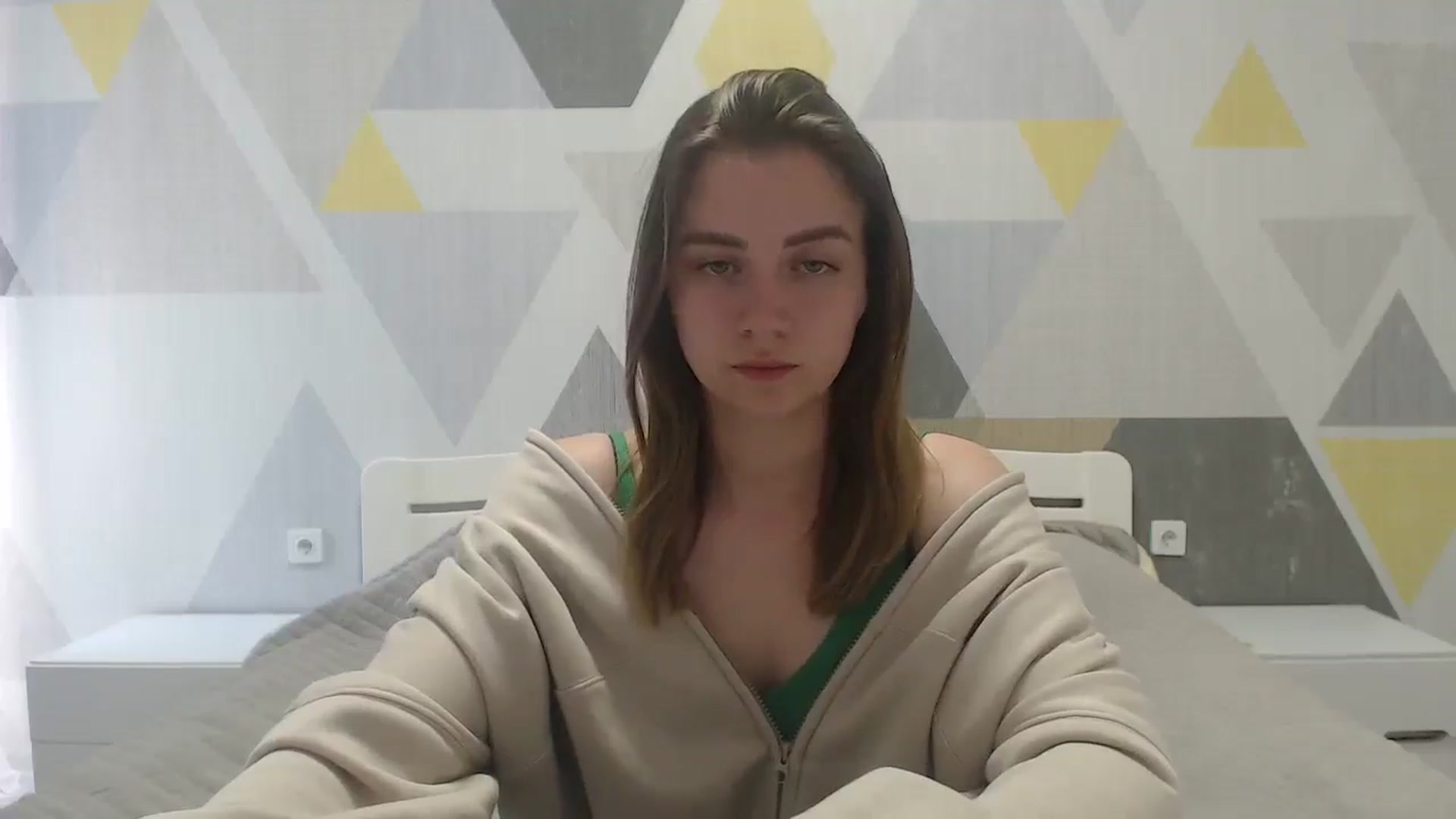 Gallery image thumbnail from Sulfate0's myfreecams stream on, 05/10/2025, 10:35 image 13 of 20