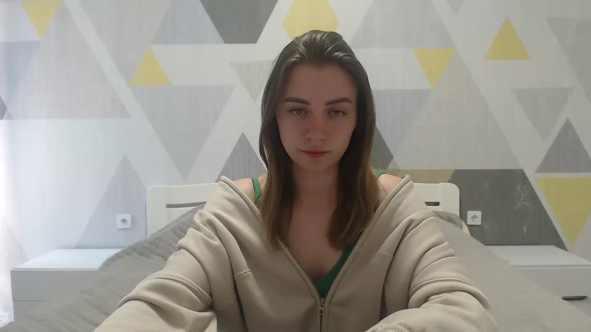 Gallery image thumbnail from Sulfate0's myfreecams stream on, 05/10/2025, 10:35 image 14 of 20