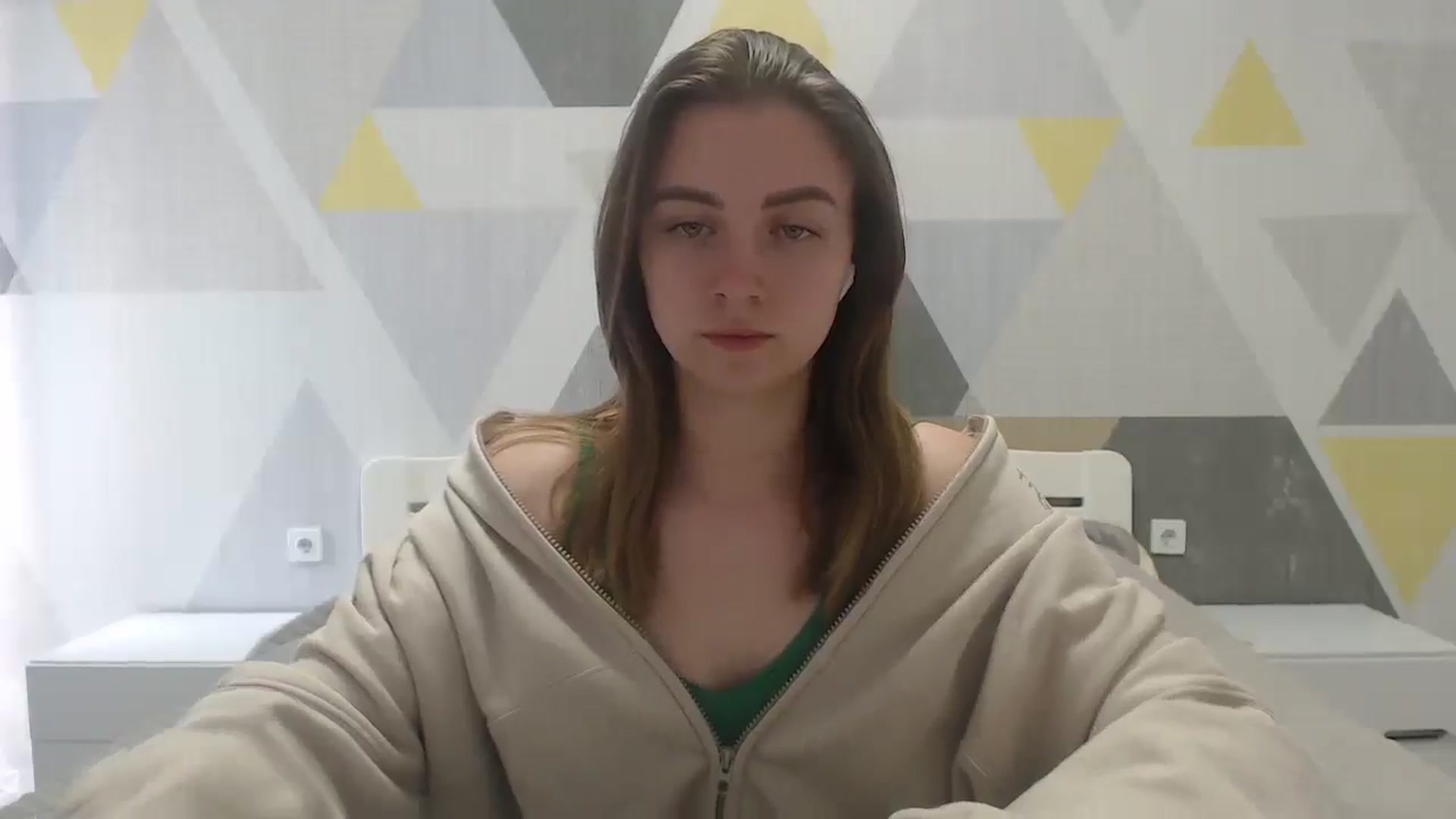 Gallery image thumbnail from Sulfate0's myfreecams stream on, 05/10/2025, 10:35 image 6 of 20