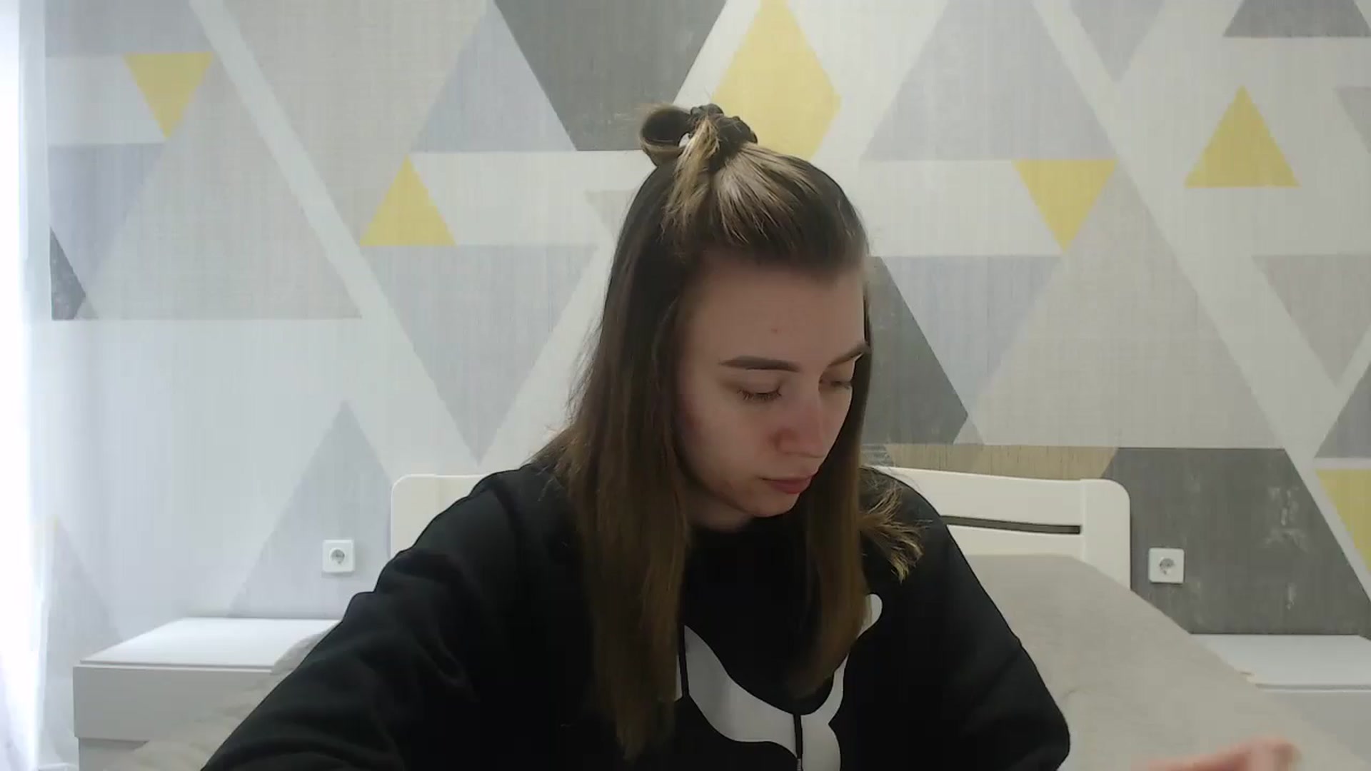 Gallery image thumbnail from Sulfate0's myfreecams stream on, 05/11/2025, 07:11 image 18 of 20