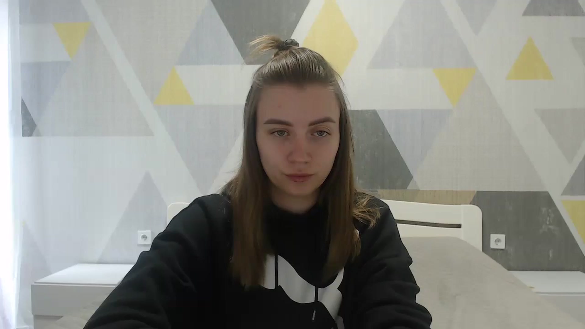 Gallery image thumbnail from Sulfate0's myfreecams stream on, 05/11/2025, 07:11 image 19 of 20