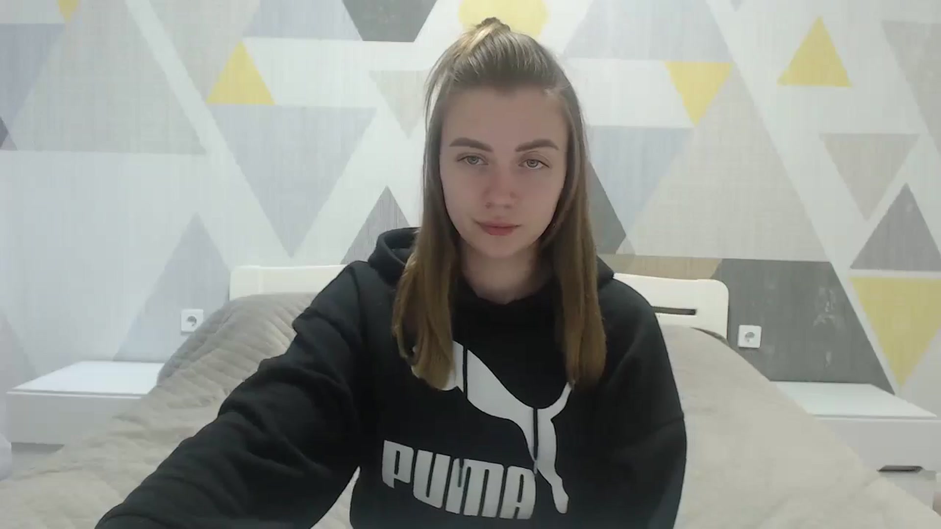 Gallery image thumbnail from Sulfate0's myfreecams stream on, 05/11/2025, 10:33 image 14 of 20