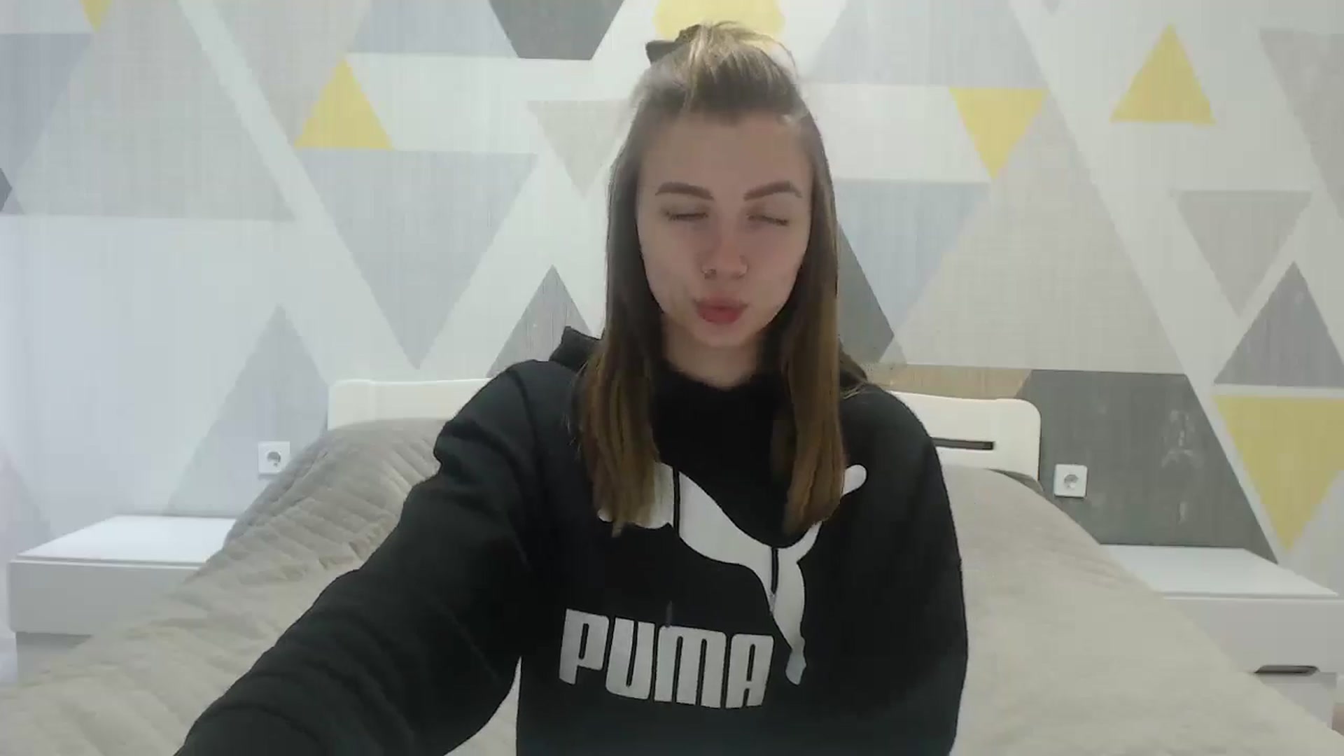 Gallery image thumbnail from Sulfate0's myfreecams stream on, 05/11/2025, 10:48 image 4 of 20
