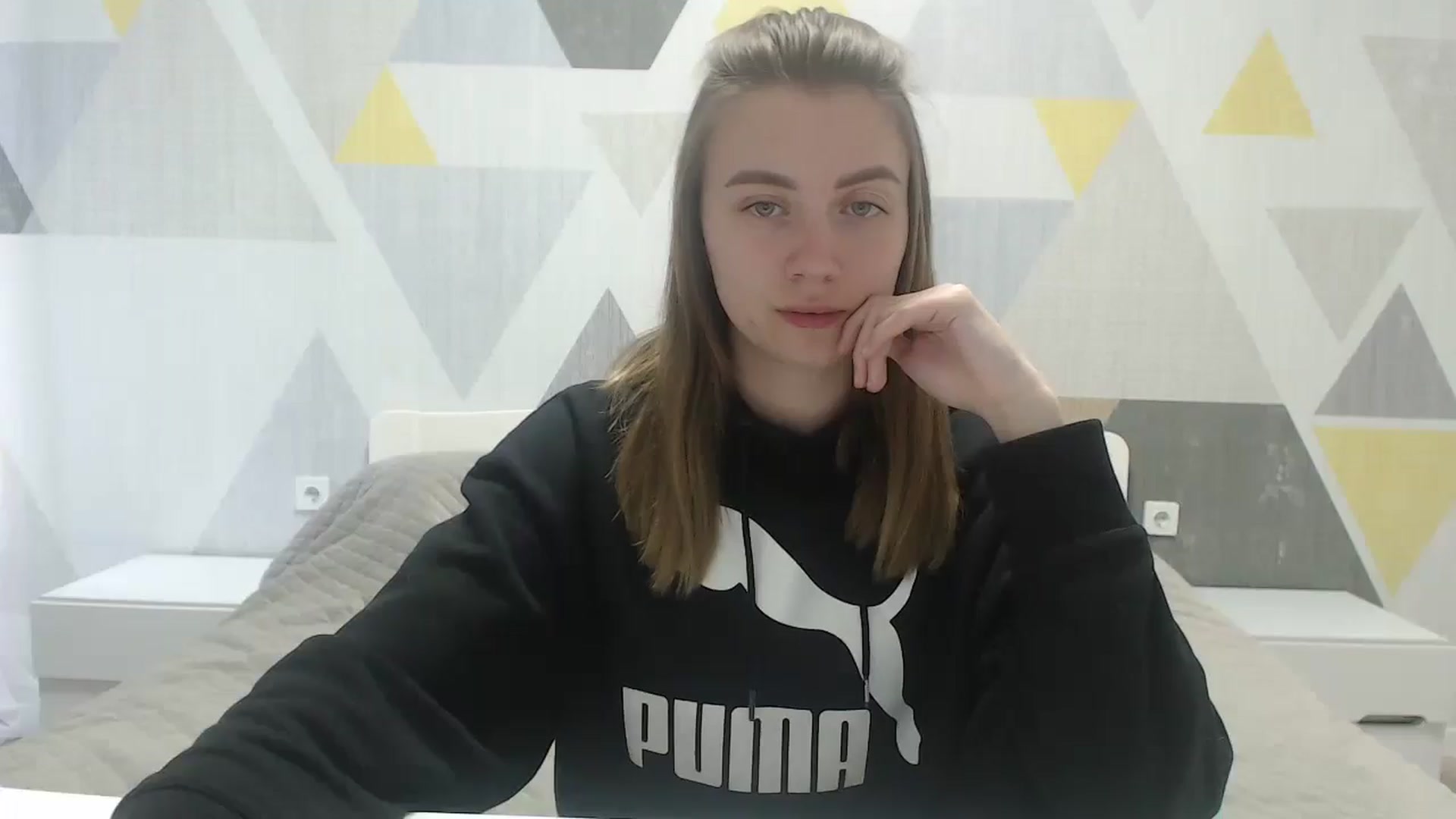 Gallery image thumbnail from Sulfate0's myfreecams stream on, 05/11/2025, 10:48 image 15 of 20