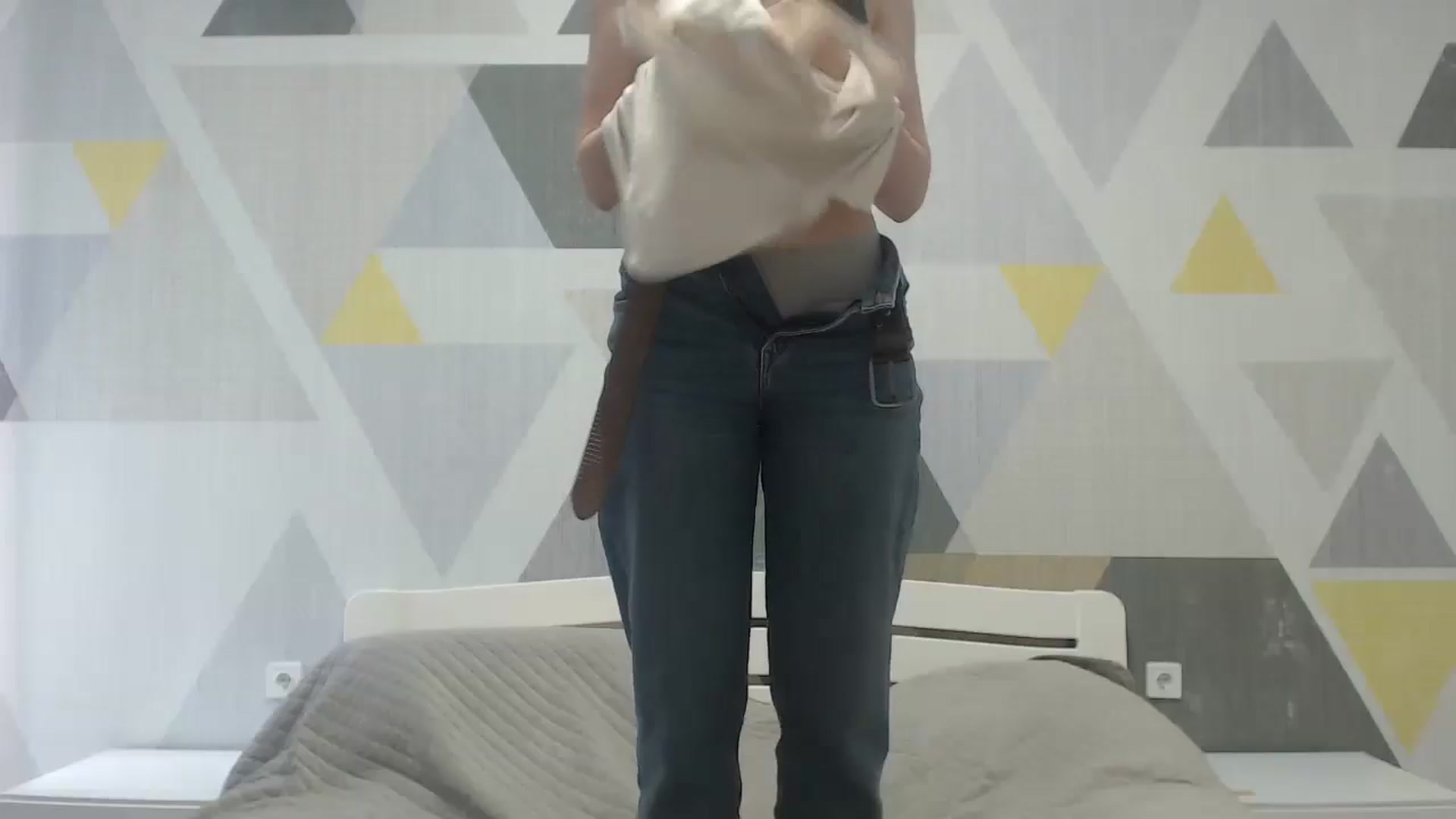 Gallery image thumbnail from Sulfate0's myfreecams stream on, 05/11/2025, 11:36 image 1 of 20