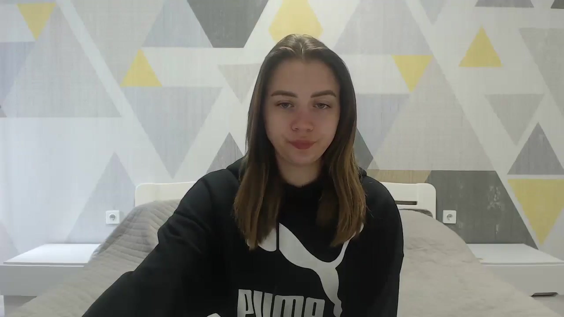 Gallery image thumbnail from Sulfate0's myfreecams stream on, 05/12/2025, 07:05 image 4 of 20