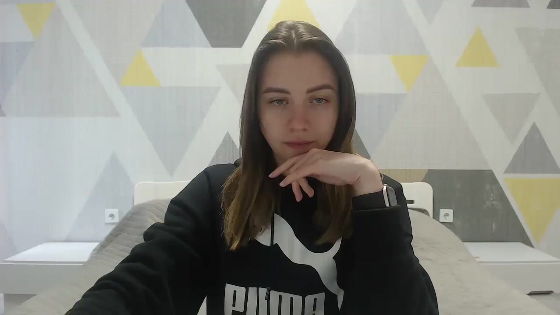 Gallery image thumbnail from Sulfate0's myfreecams stream on, 05/12/2025, 07:05 image 17 of 20